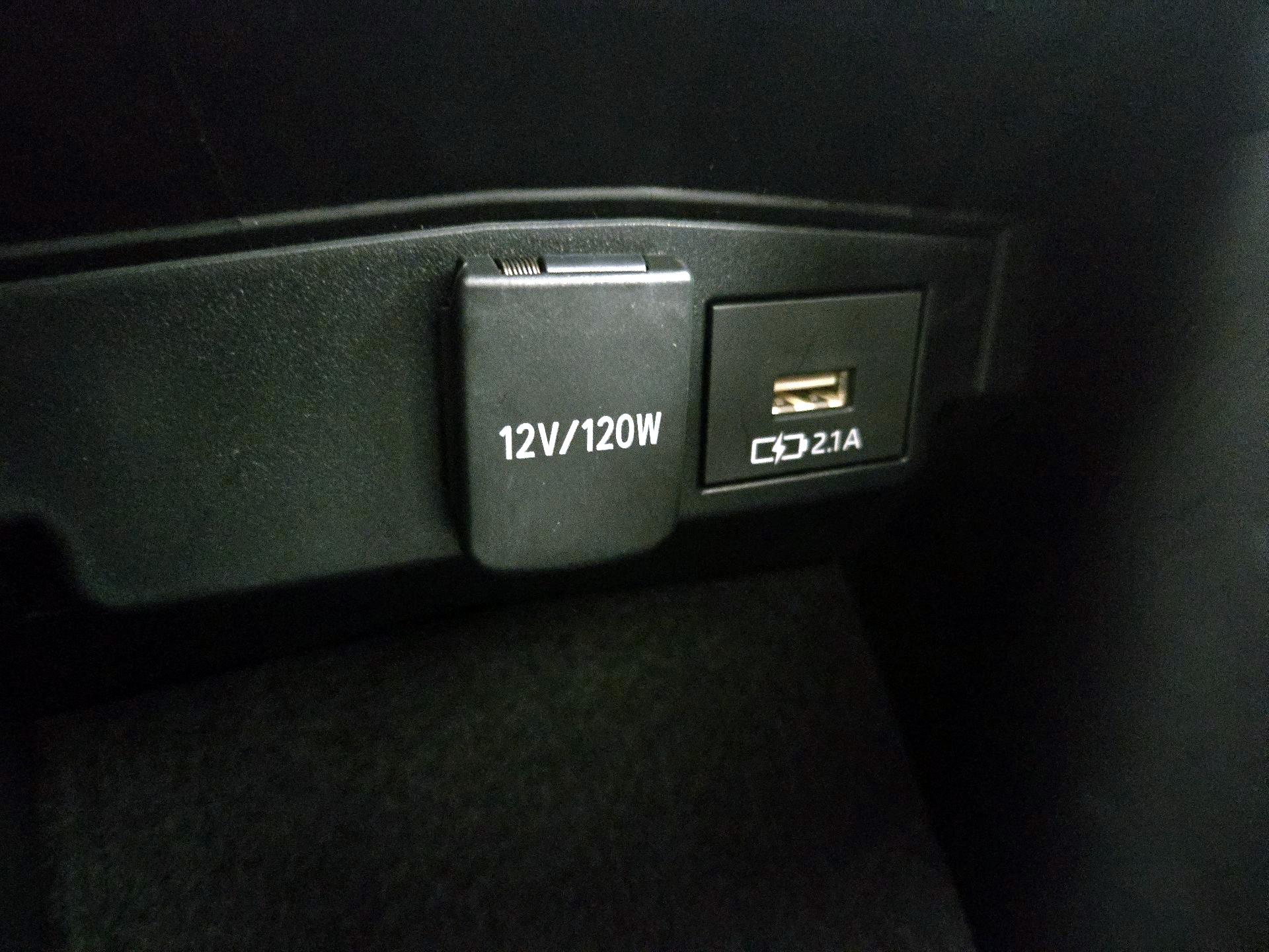 Thumbnail: 2020 Toyota Corolla - 16