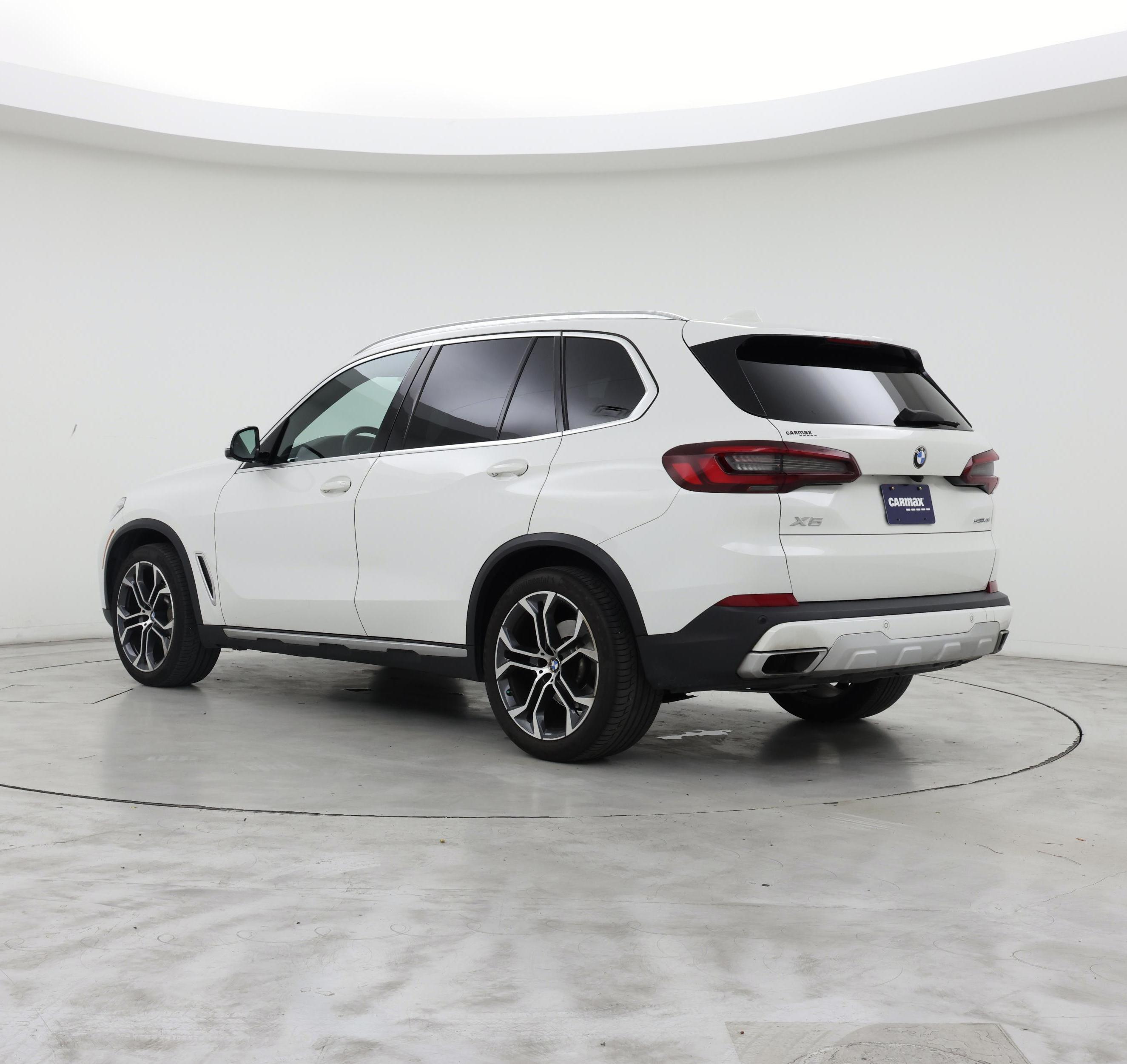 Thumbnail: 2022 BMW X5 - 2