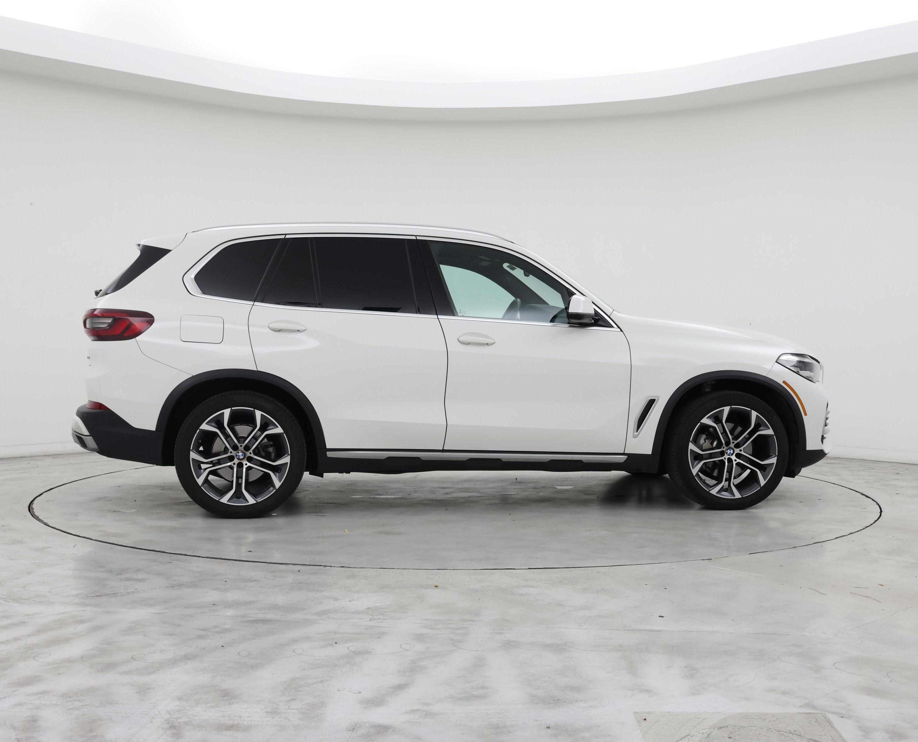 Thumbnail: 2022 BMW X5 - 7