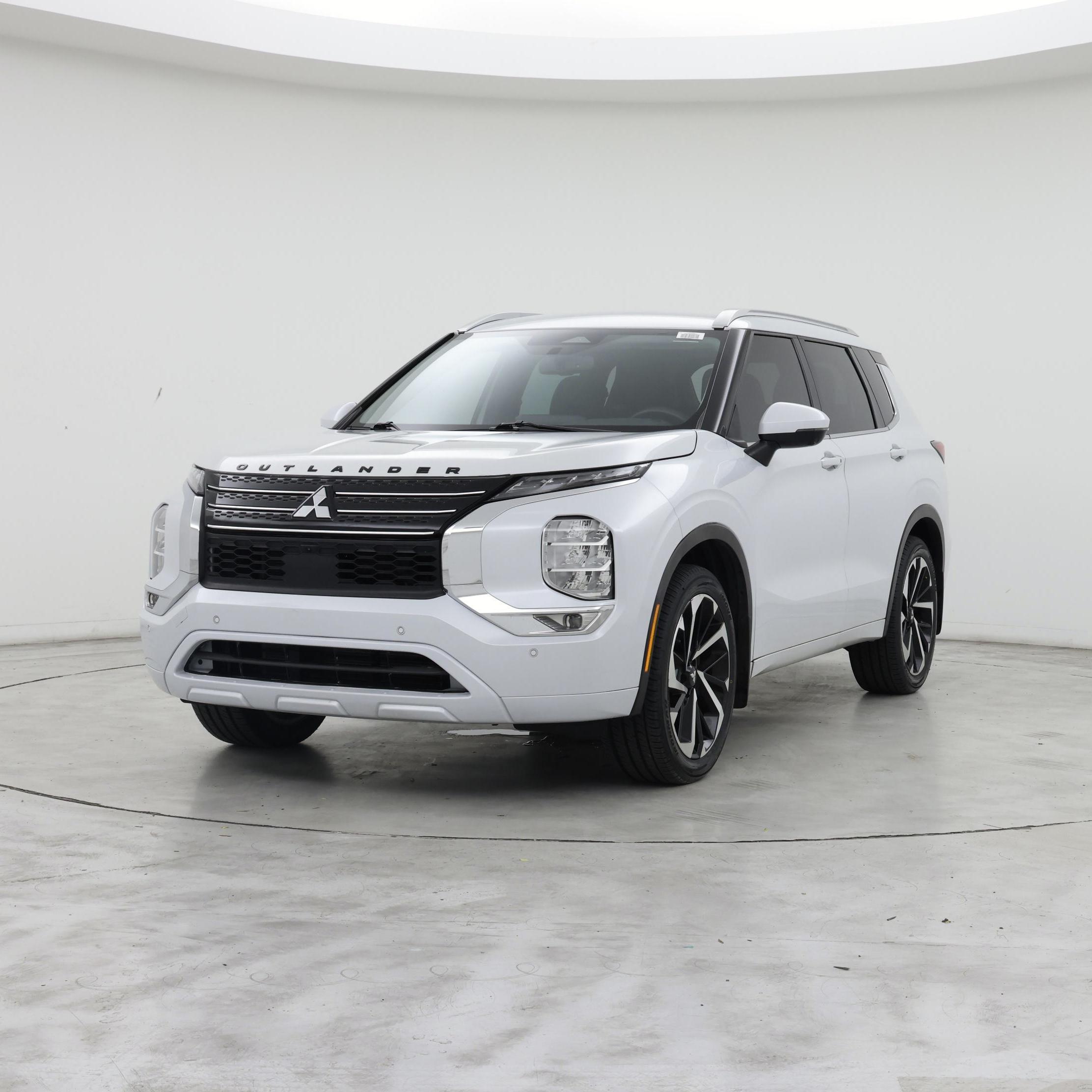 Thumbnail: 2022 Mitsubishi Outlander - 4