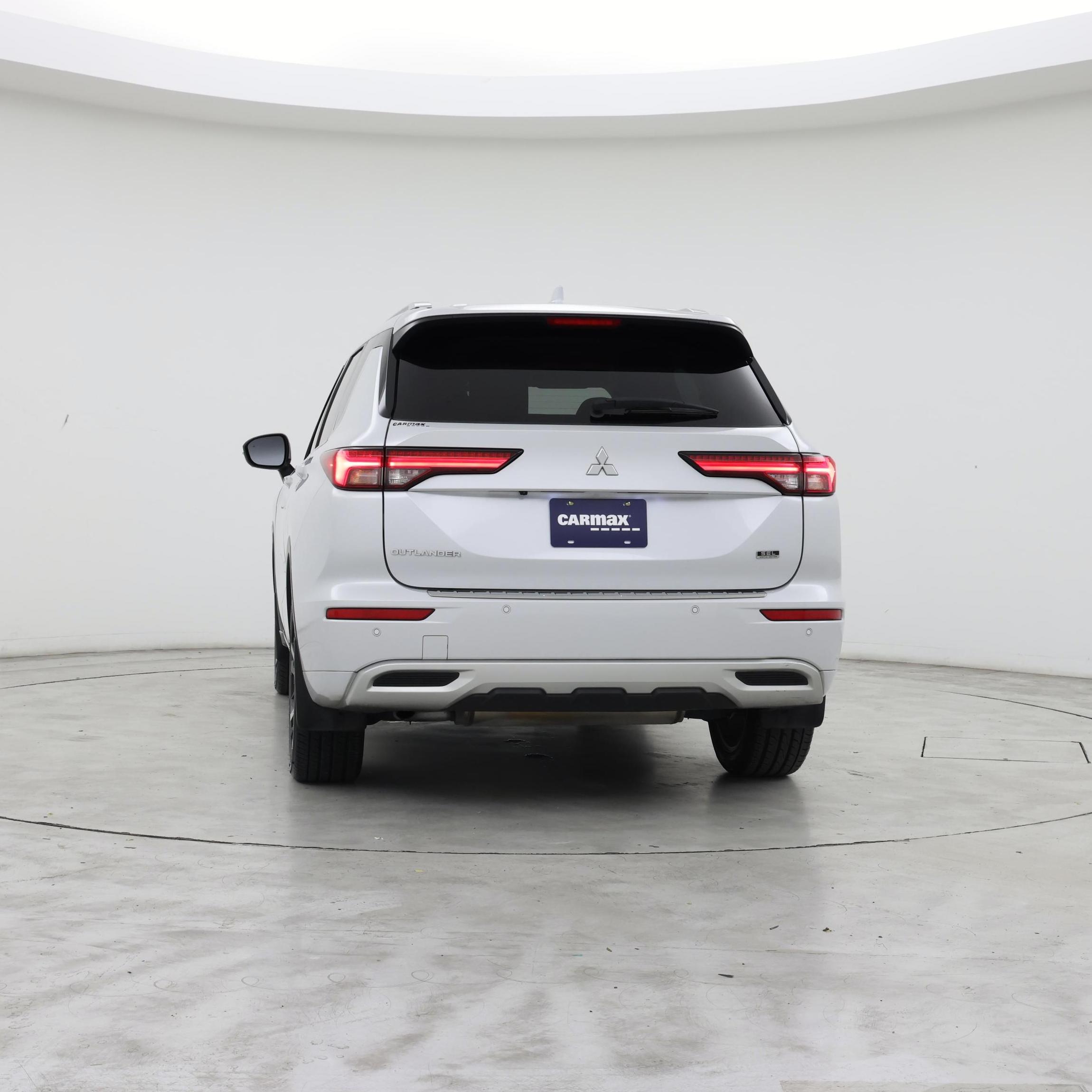 Thumbnail: 2022 Mitsubishi Outlander - 6