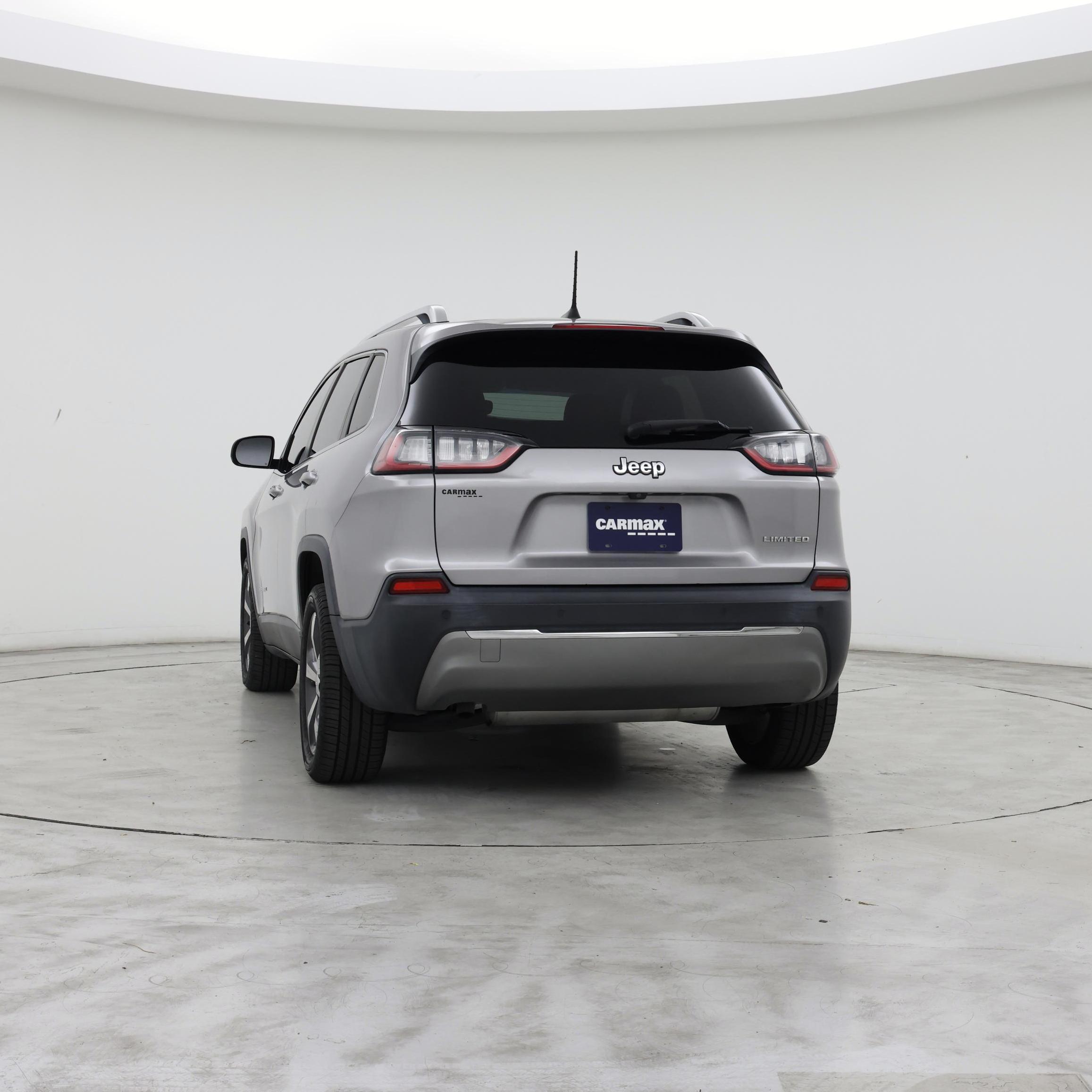 Thumbnail: 2019 Jeep Cherokee - 6
