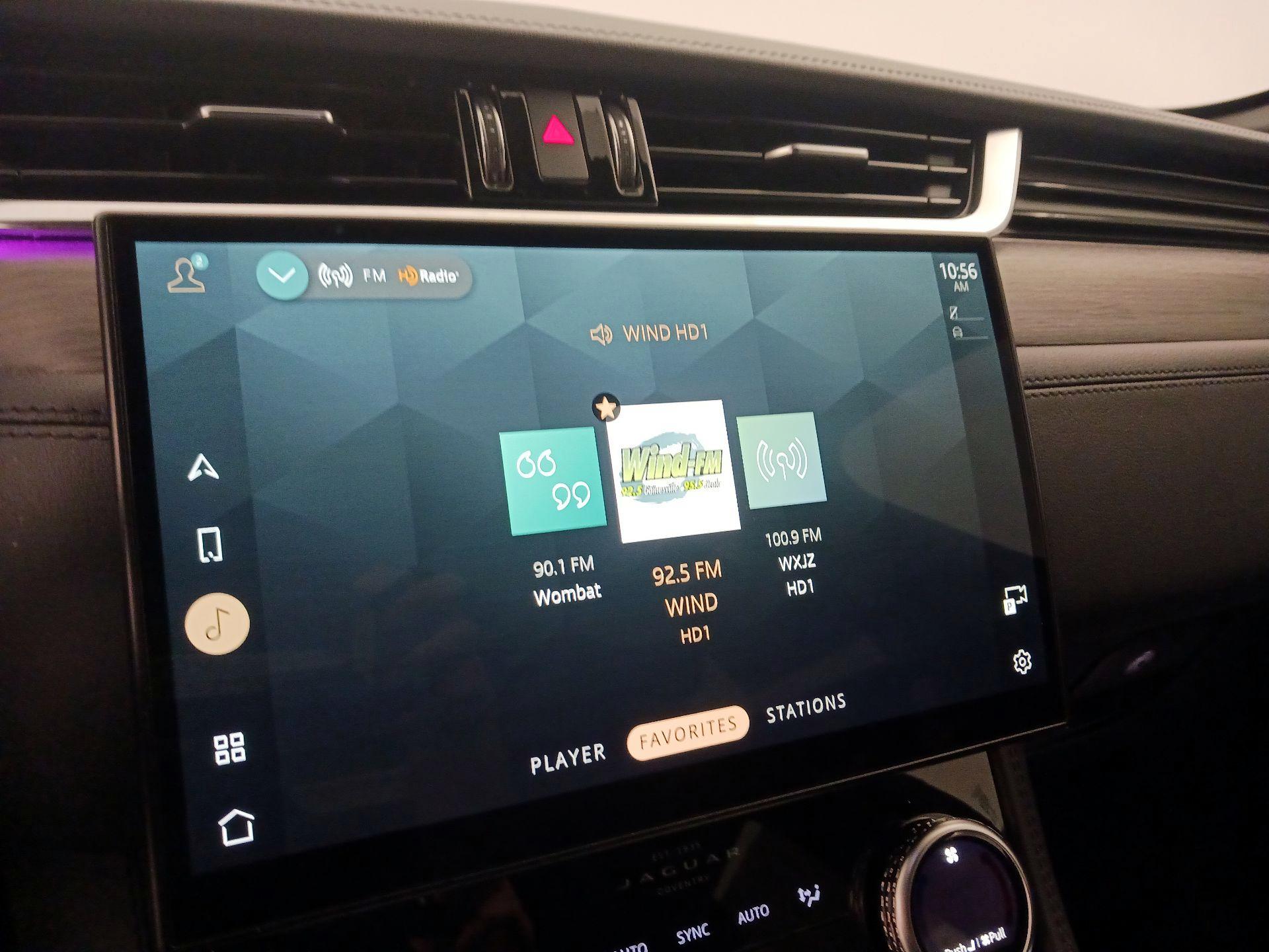 Thumbnail: 2022 Jaguar F-Pace - 16