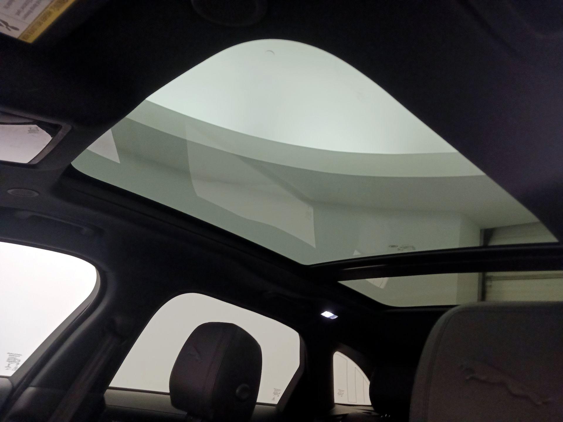 Thumbnail: 2022 Jaguar F-Pace - 20