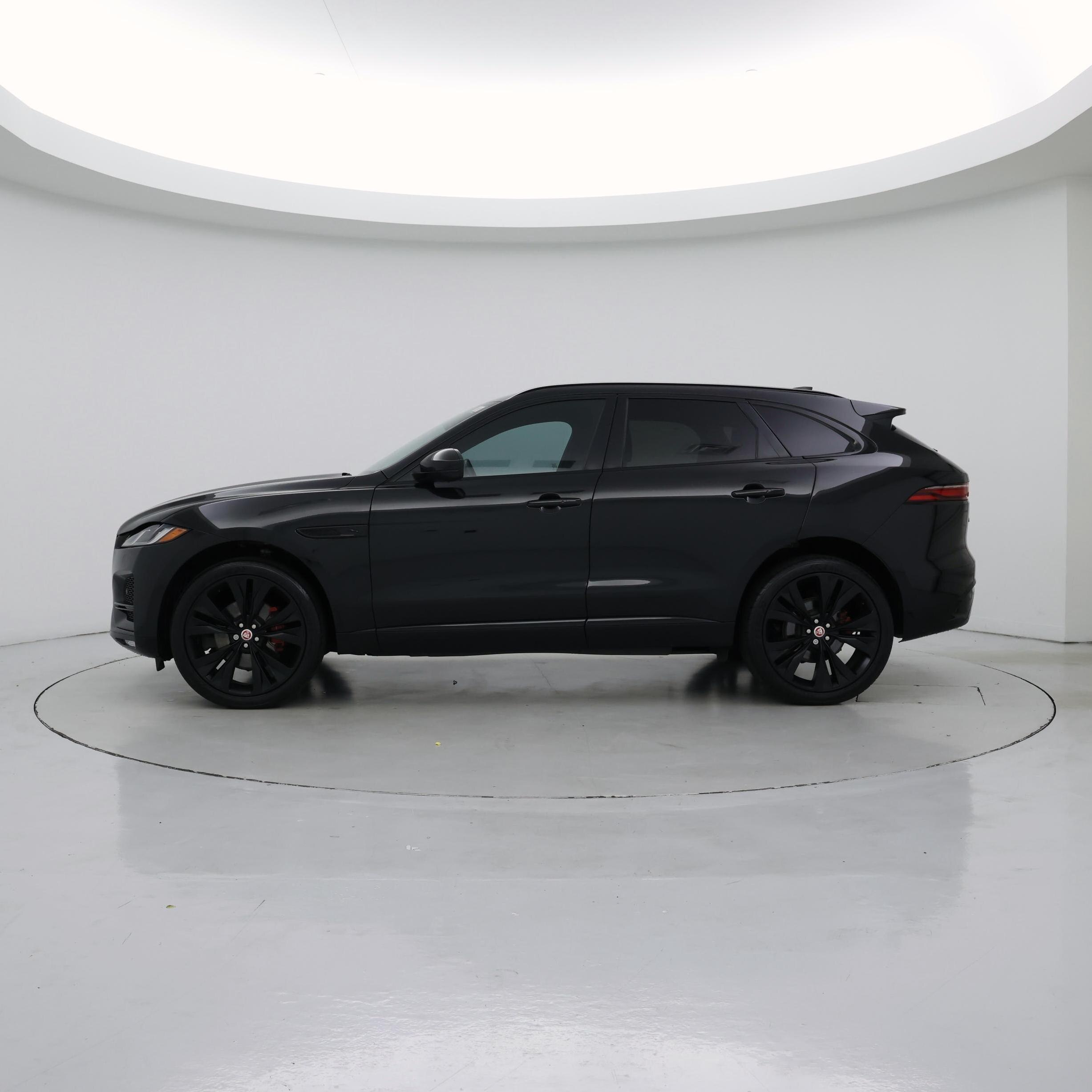 Thumbnail: 2022 Jaguar F-Pace - 3