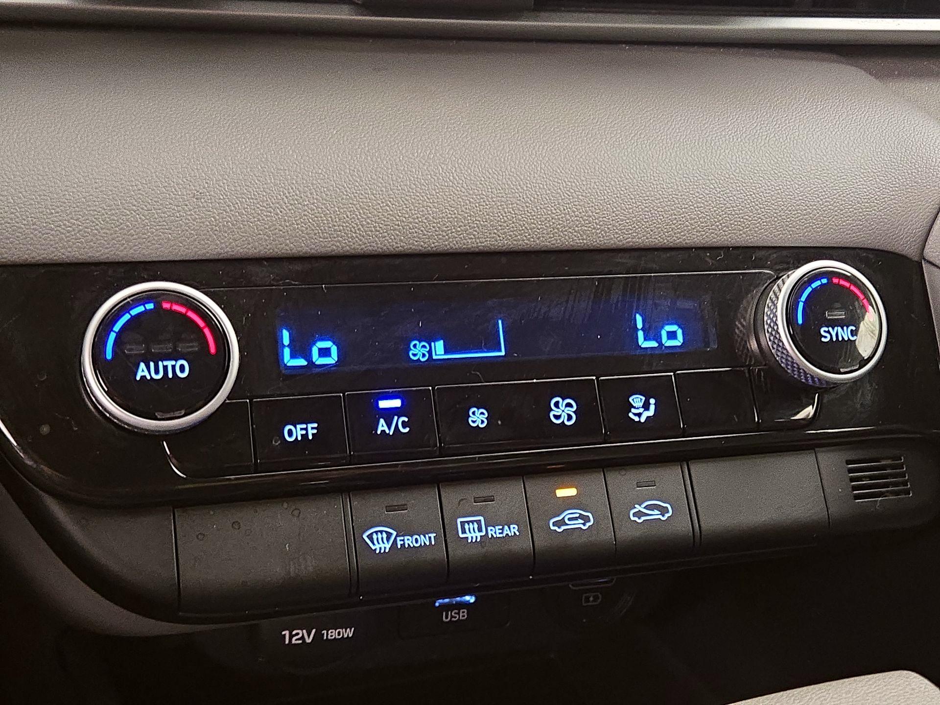 Thumbnail: 2021 Hyundai Elantra - 16