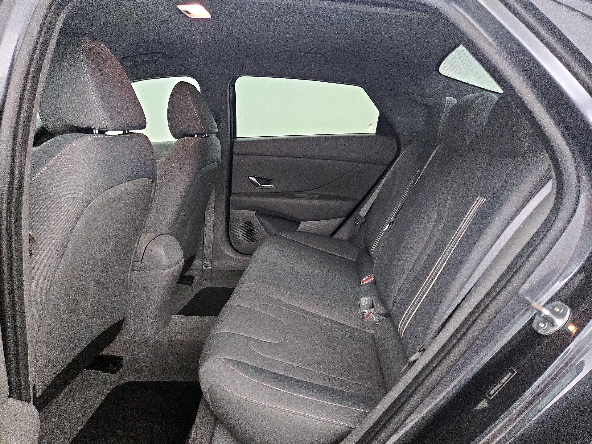 Thumbnail: 2021 Hyundai Elantra - 19