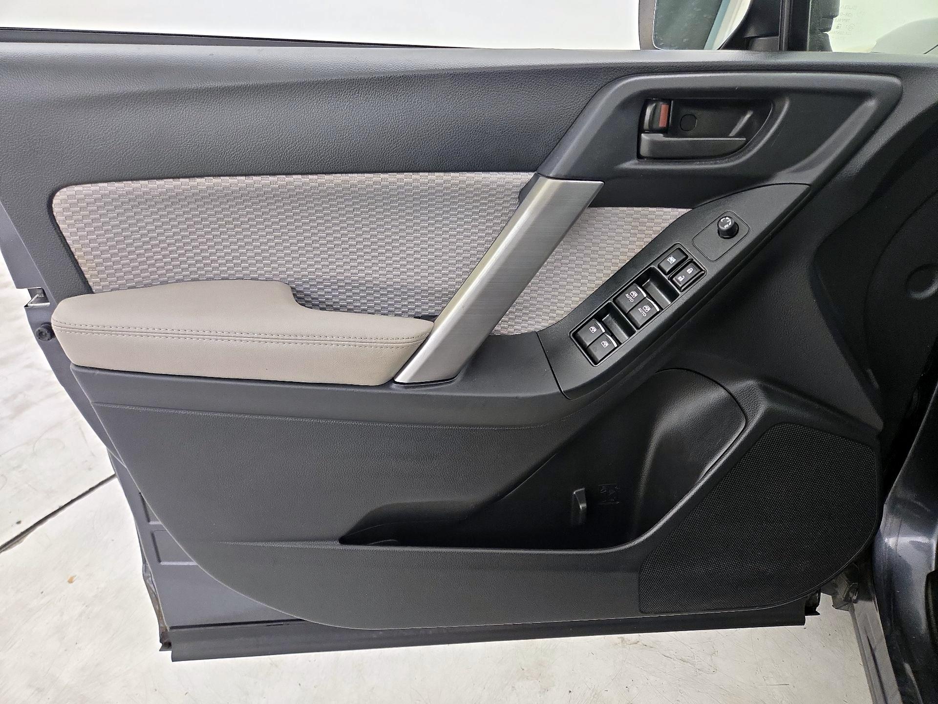 Thumbnail: 2018 Subaru Forester - 12
