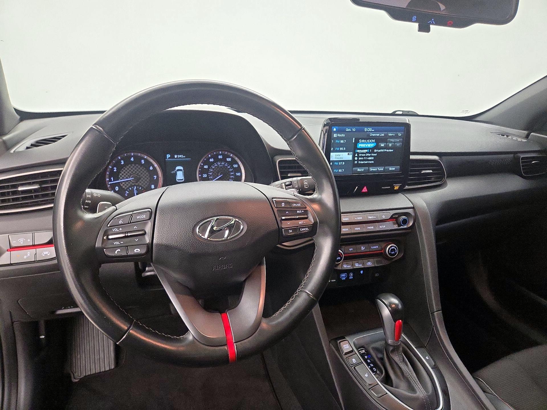Thumbnail: 2020 Hyundai Veloster - 9