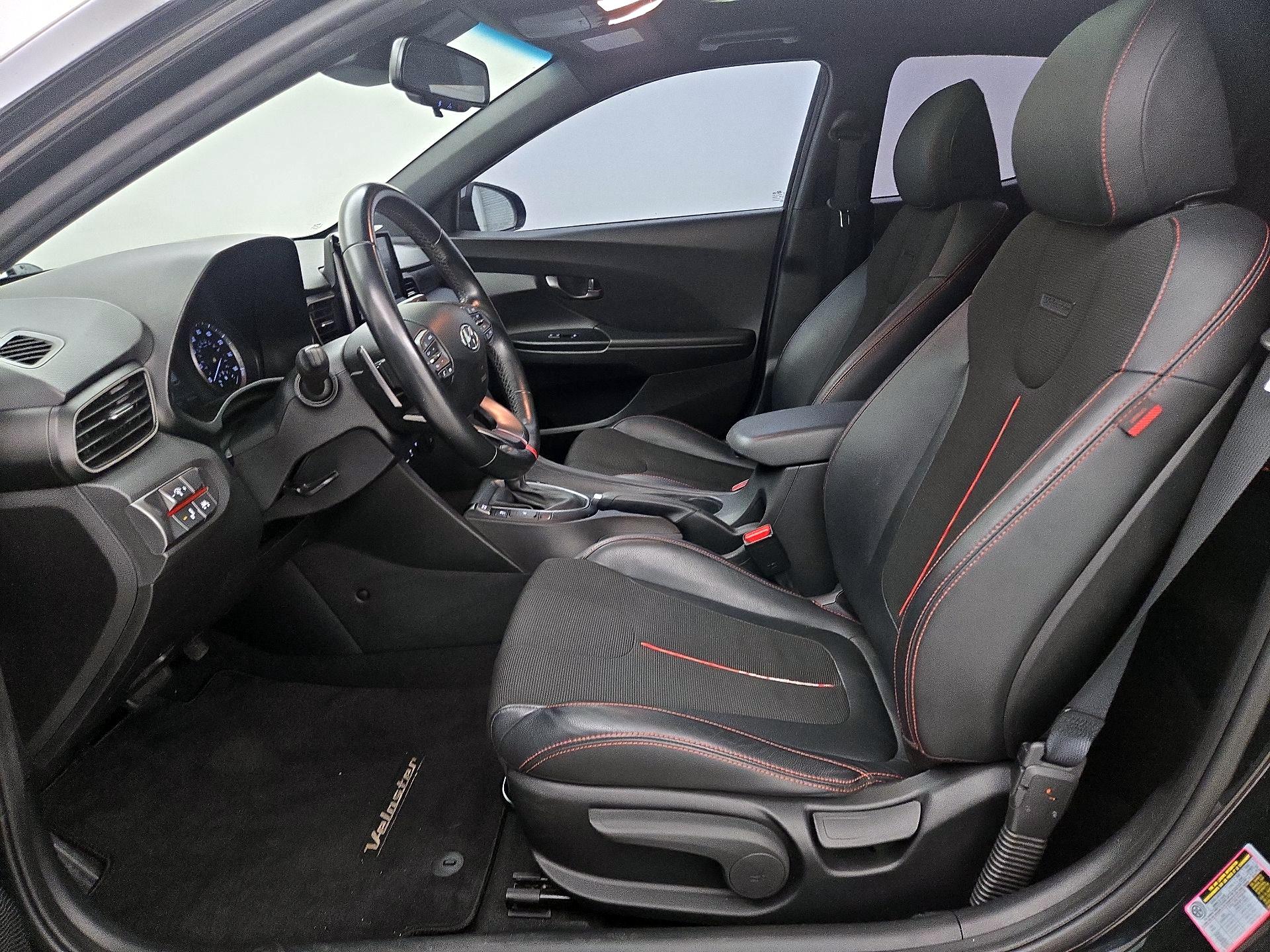 Thumbnail: 2020 Hyundai Veloster - 11