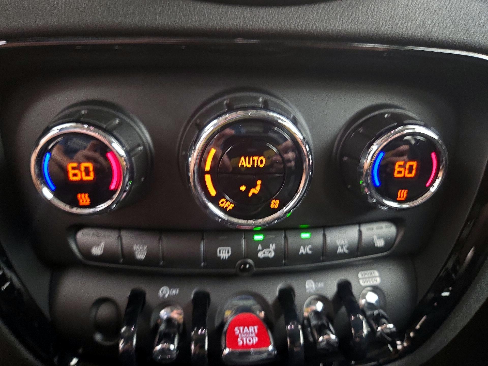 Thumbnail: 2021 MINI Cooper Clubman - 17