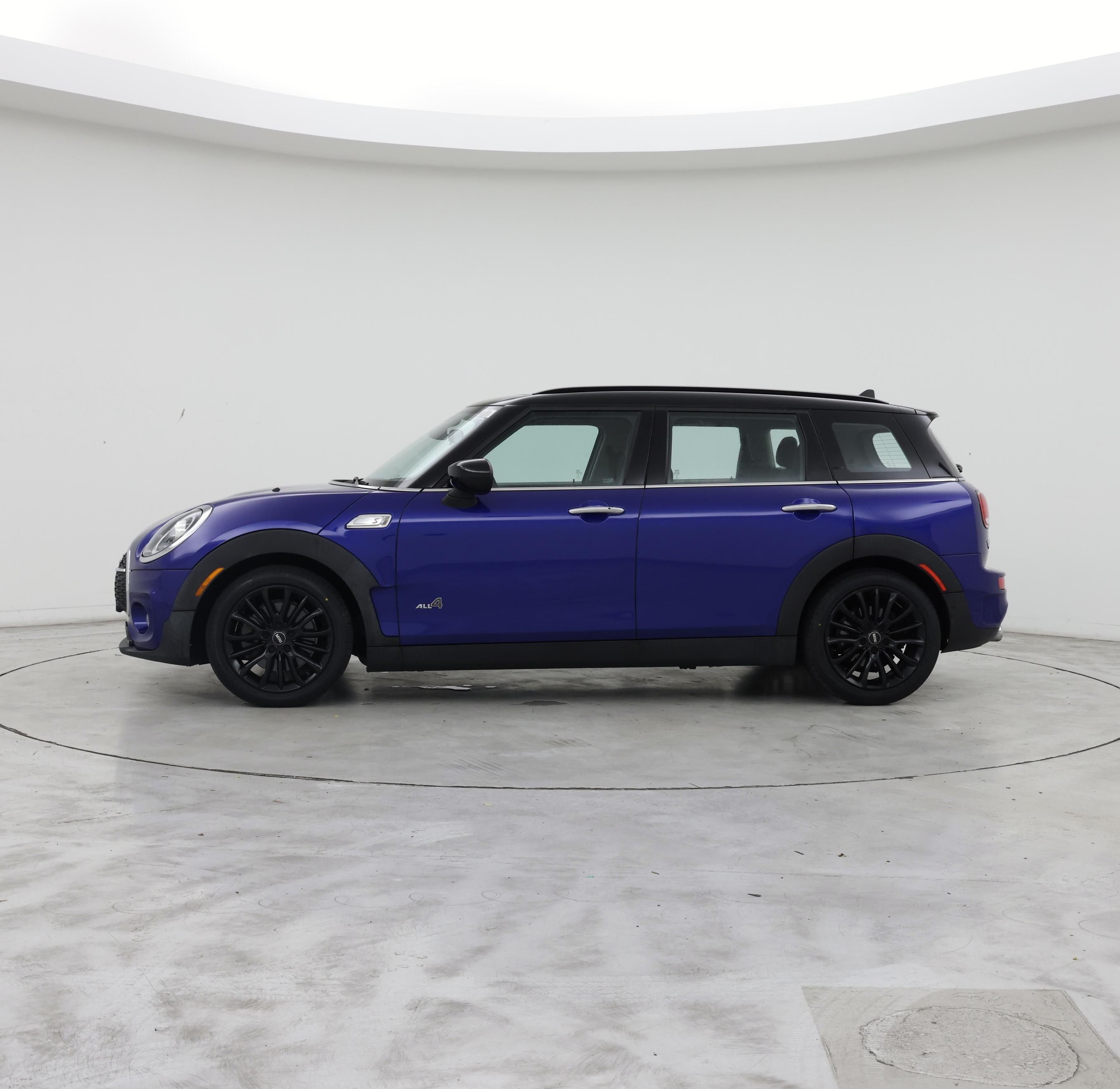 Thumbnail: 2021 MINI Cooper Clubman - 3