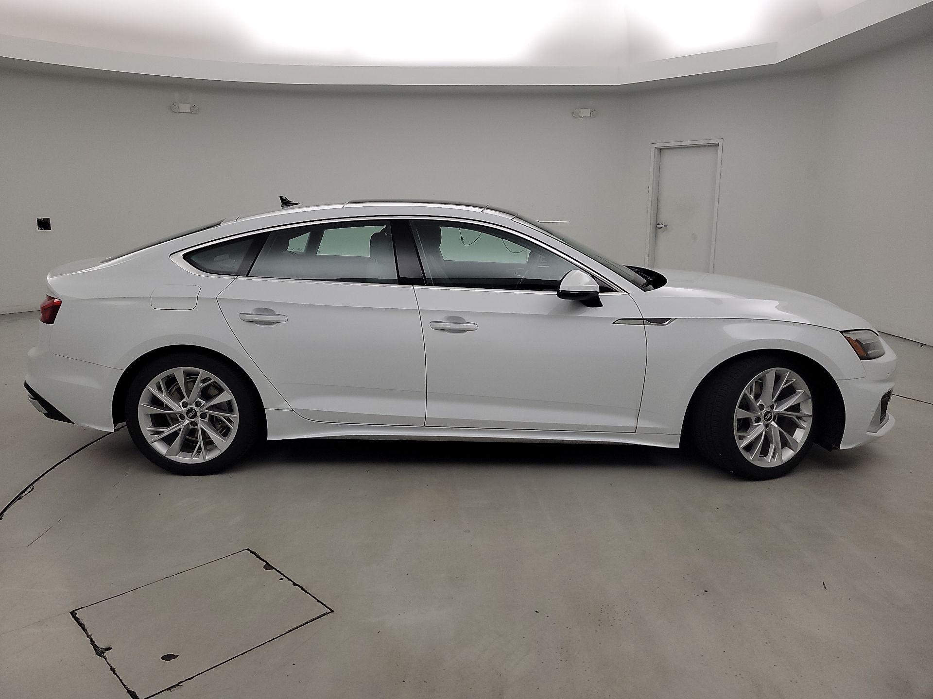 Thumbnail: 2021 Audi A5 - 4
