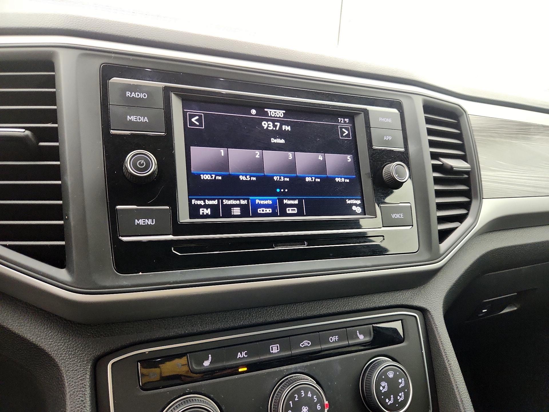 Thumbnail: 2023 Volkswagen Atlas - 15