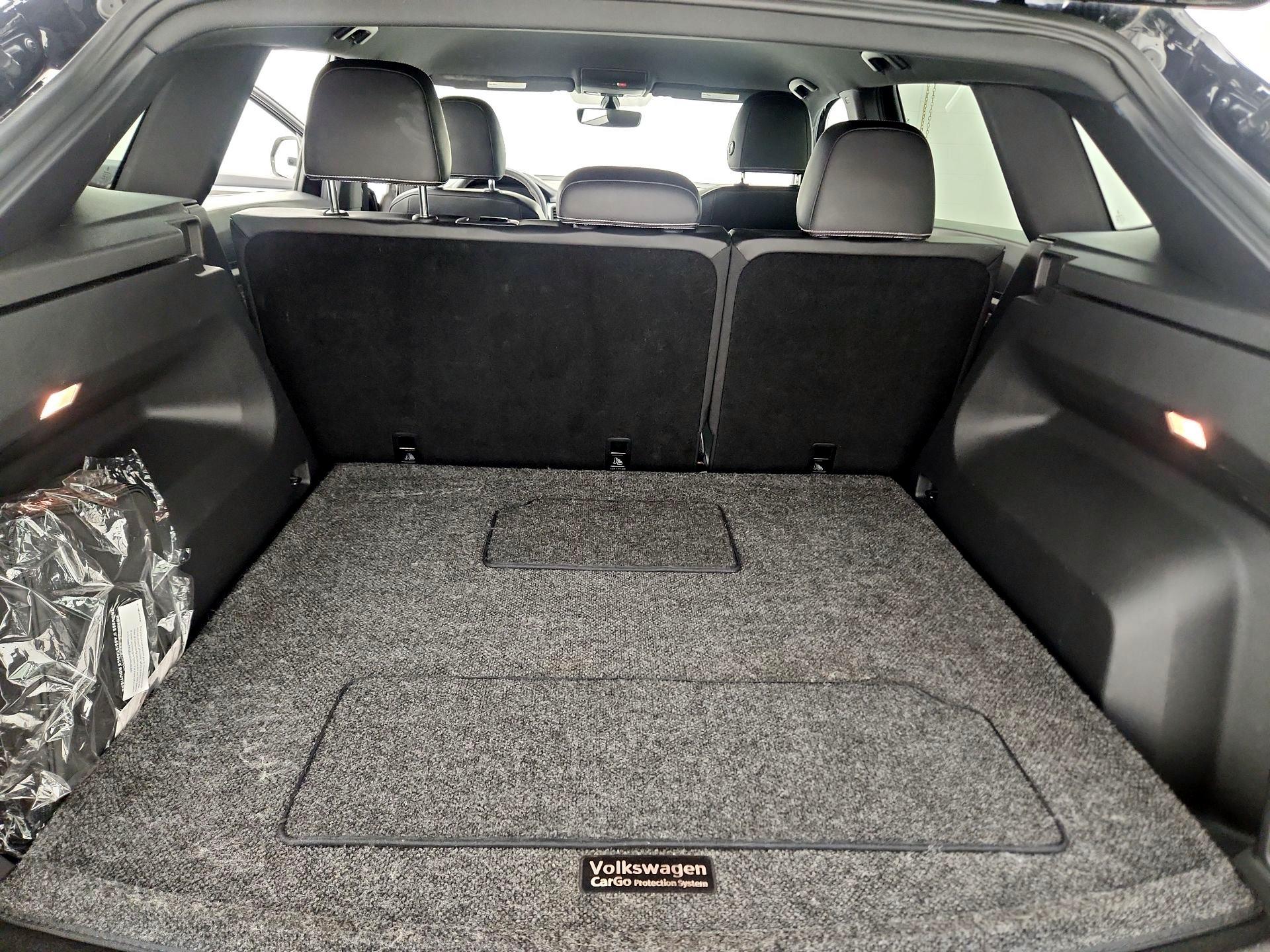 Thumbnail: 2023 Volkswagen Atlas - 20