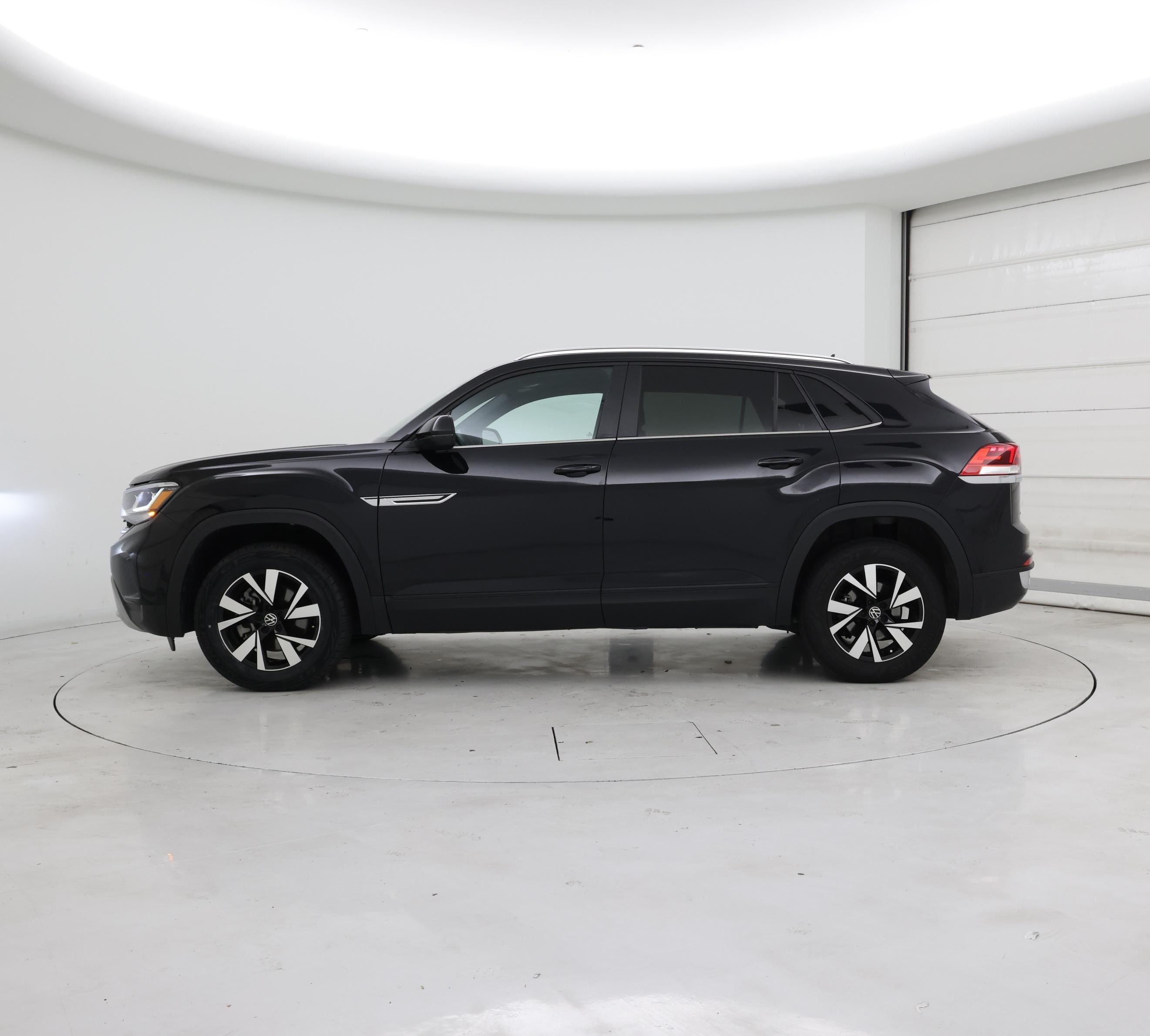 Thumbnail: 2023 Volkswagen Atlas - 3