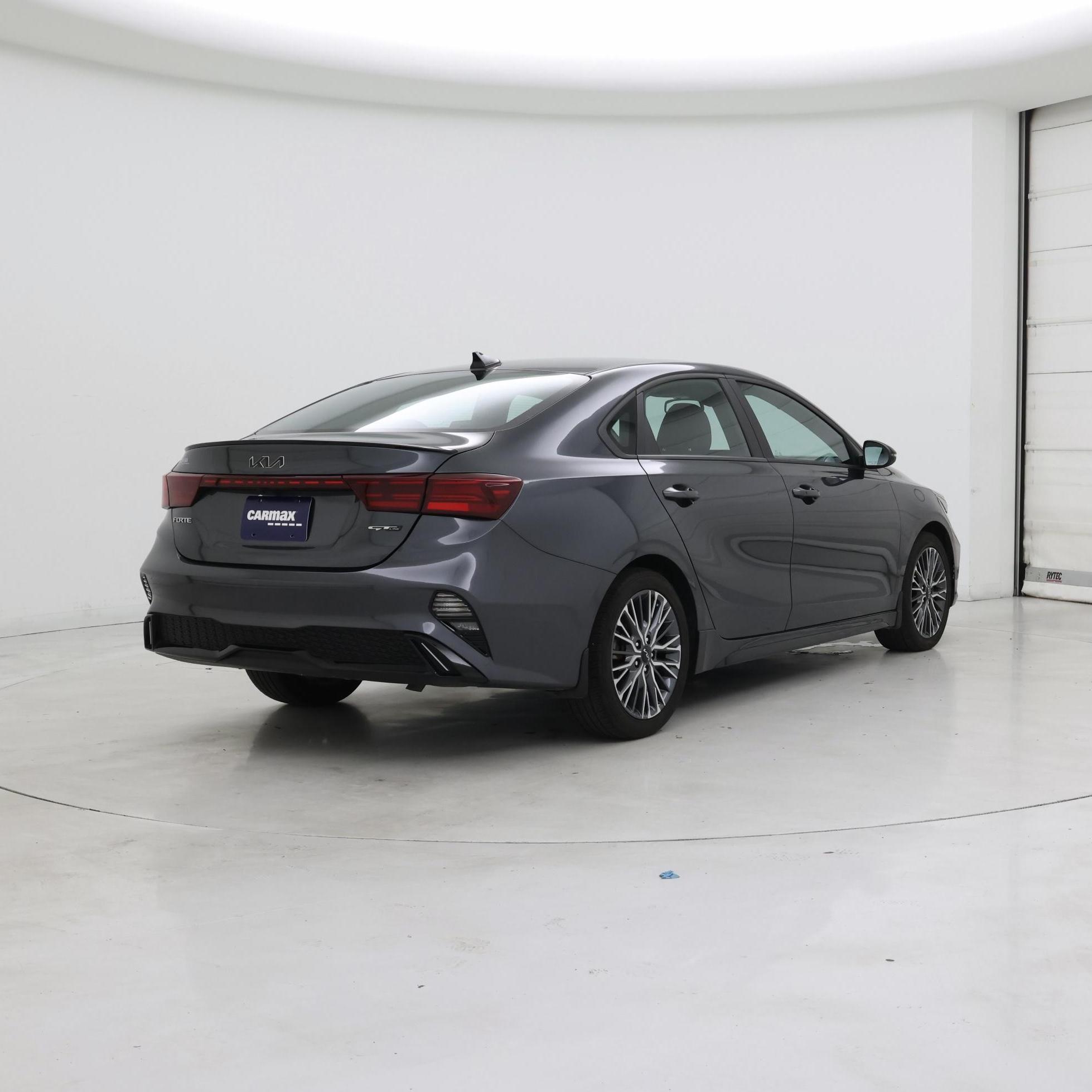 Thumbnail: 2023 Kia Forte - 8