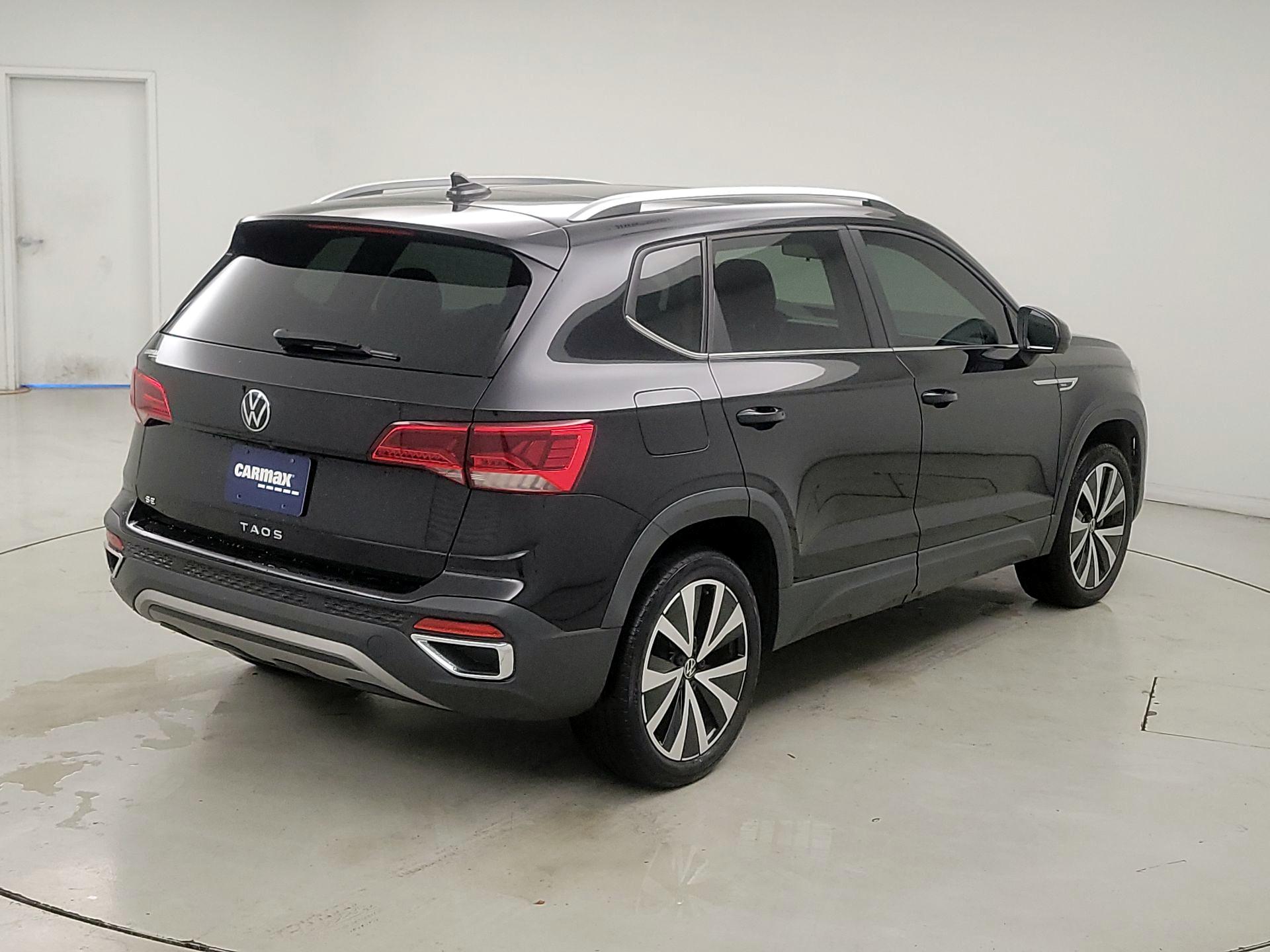 Thumbnail: 2022 Volkswagen Taos - 5