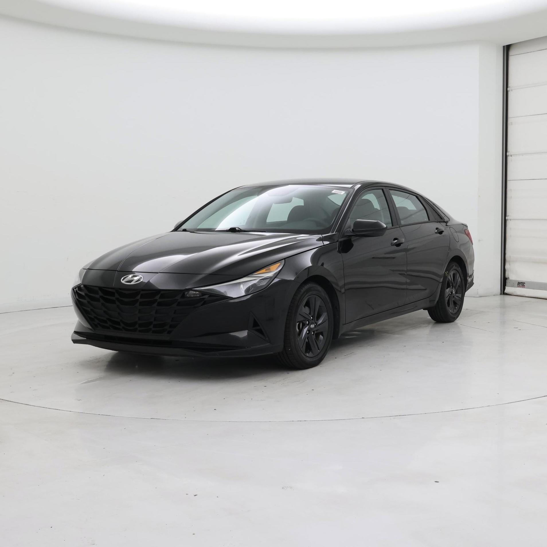 Thumbnail: 2023 Hyundai Elantra - 4