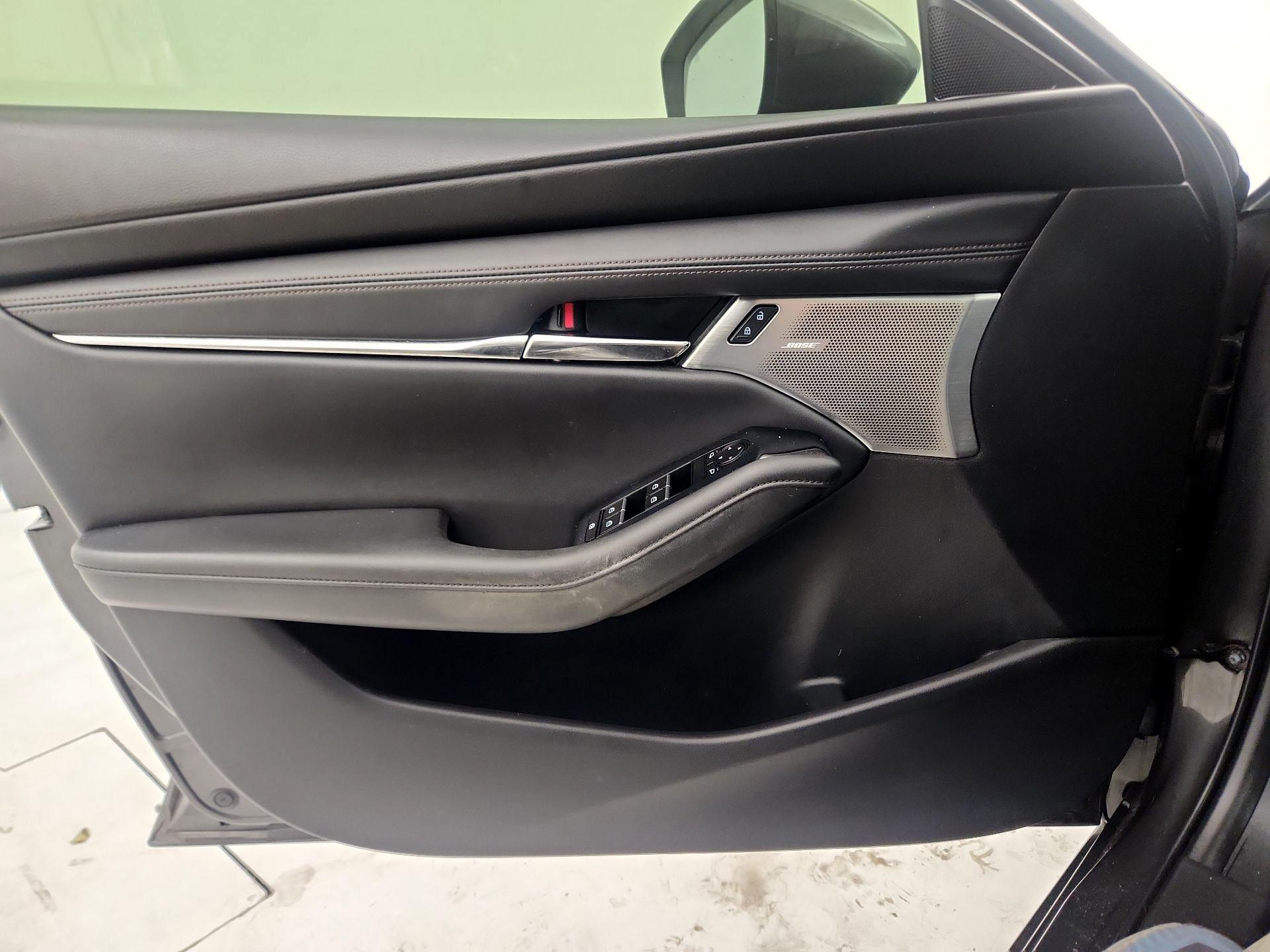 Thumbnail: 2021 Mazda Mazda3 - 12
