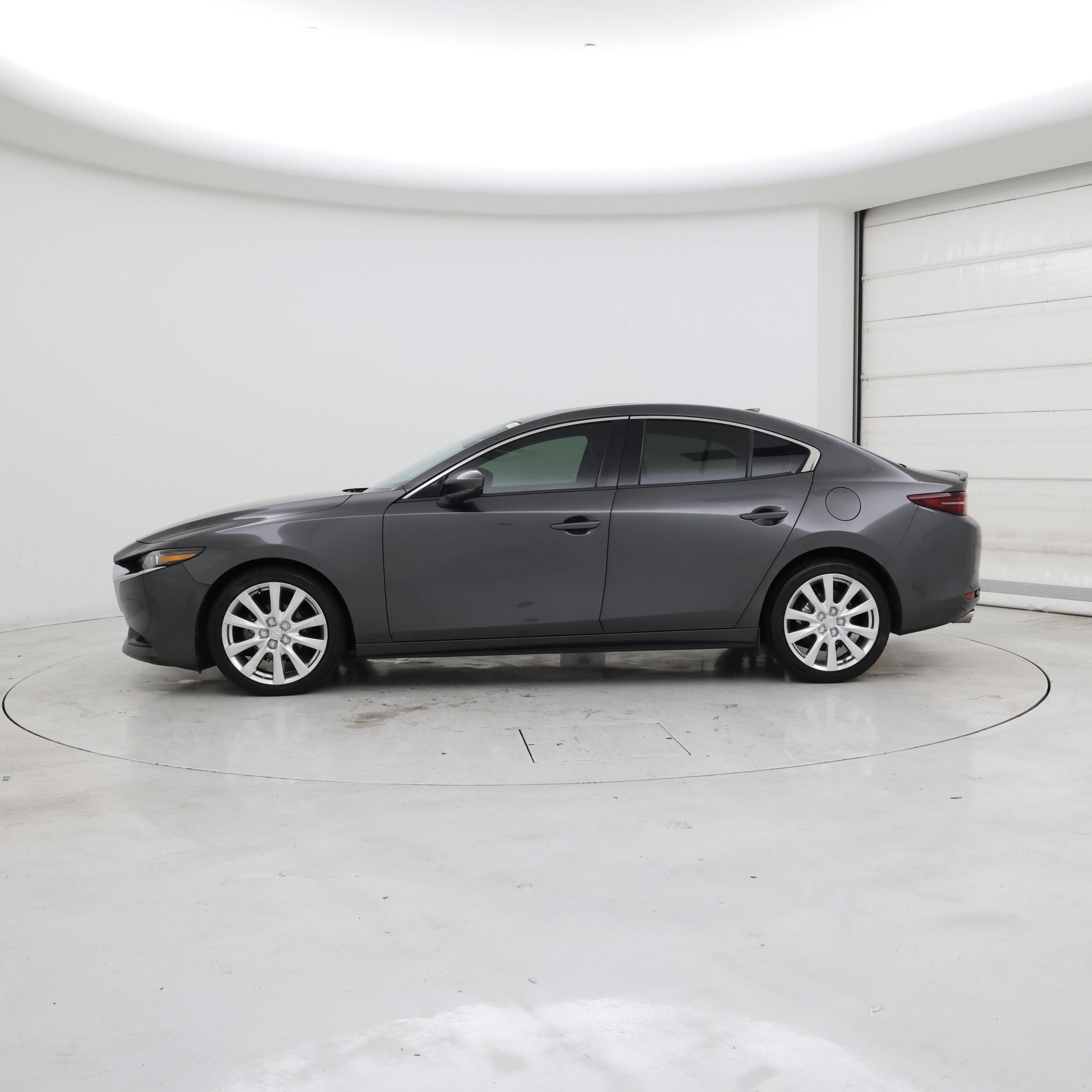 Thumbnail: 2021 Mazda Mazda3 - 3