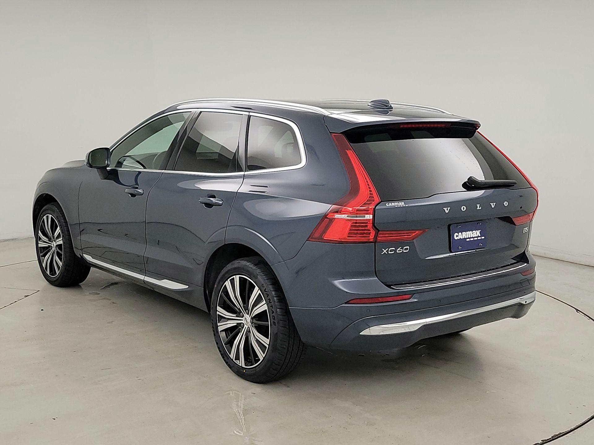 Thumbnail: 2022 Volvo XC60 - 7