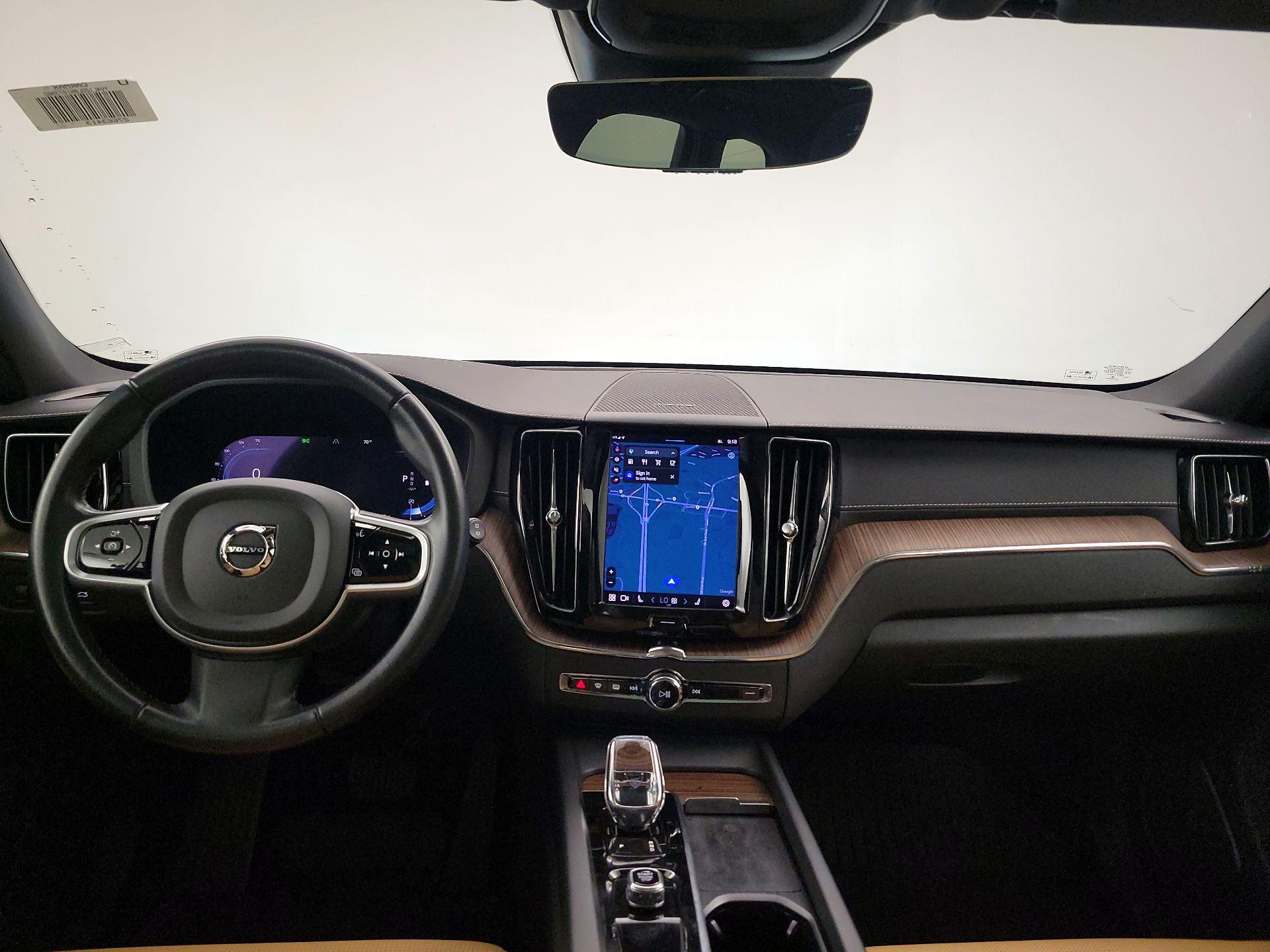 Thumbnail: 2022 Volvo XC60 - 8