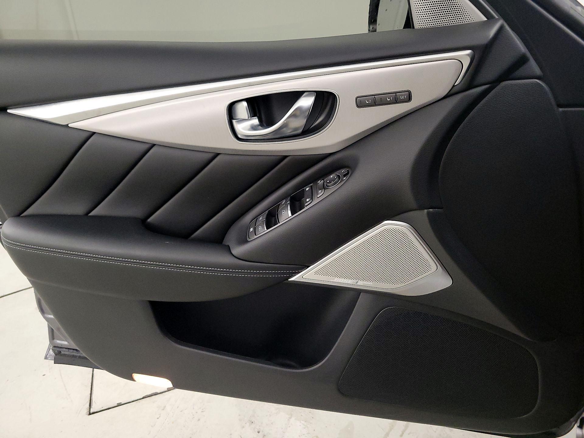 Thumbnail: 2022 INFINITI Q50 - 10