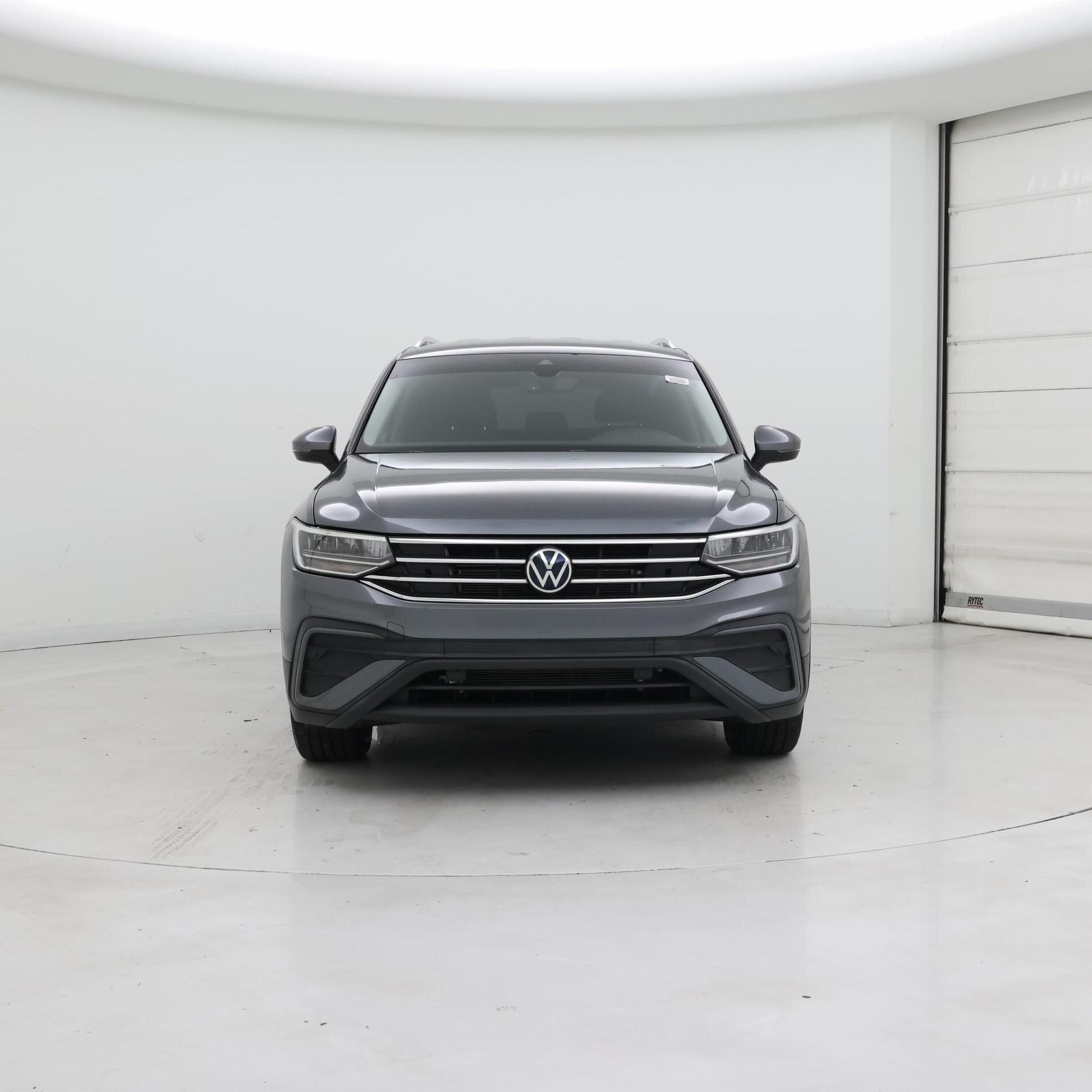 Thumbnail: 2022 Volkswagen Tiguan - 5