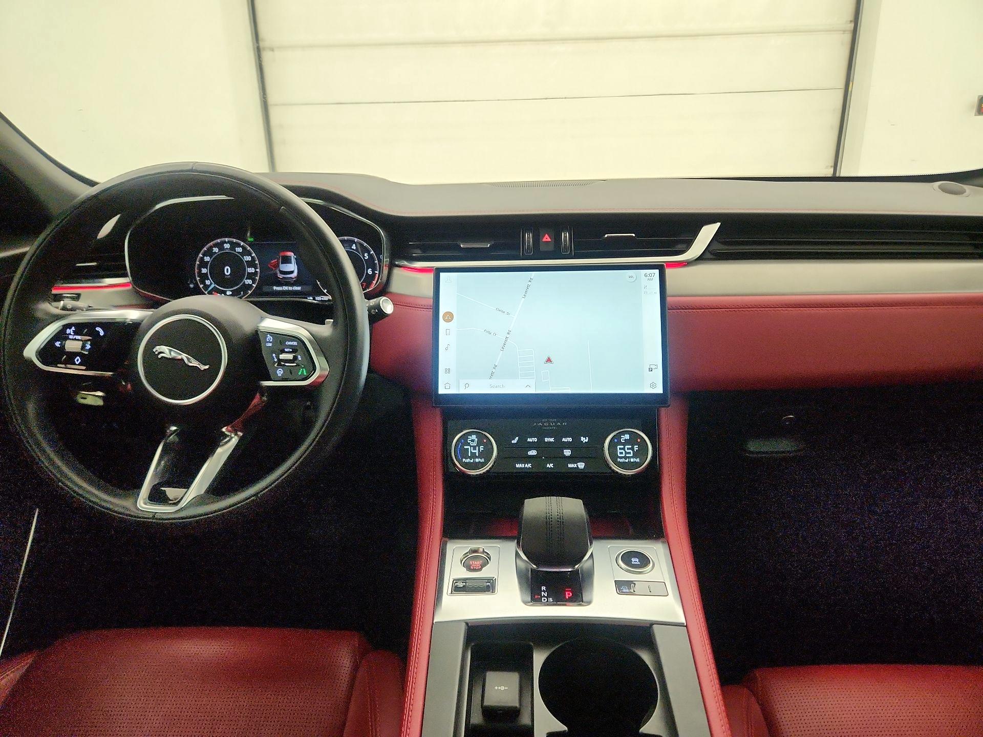 Thumbnail: 2024 Jaguar F-Pace - 9