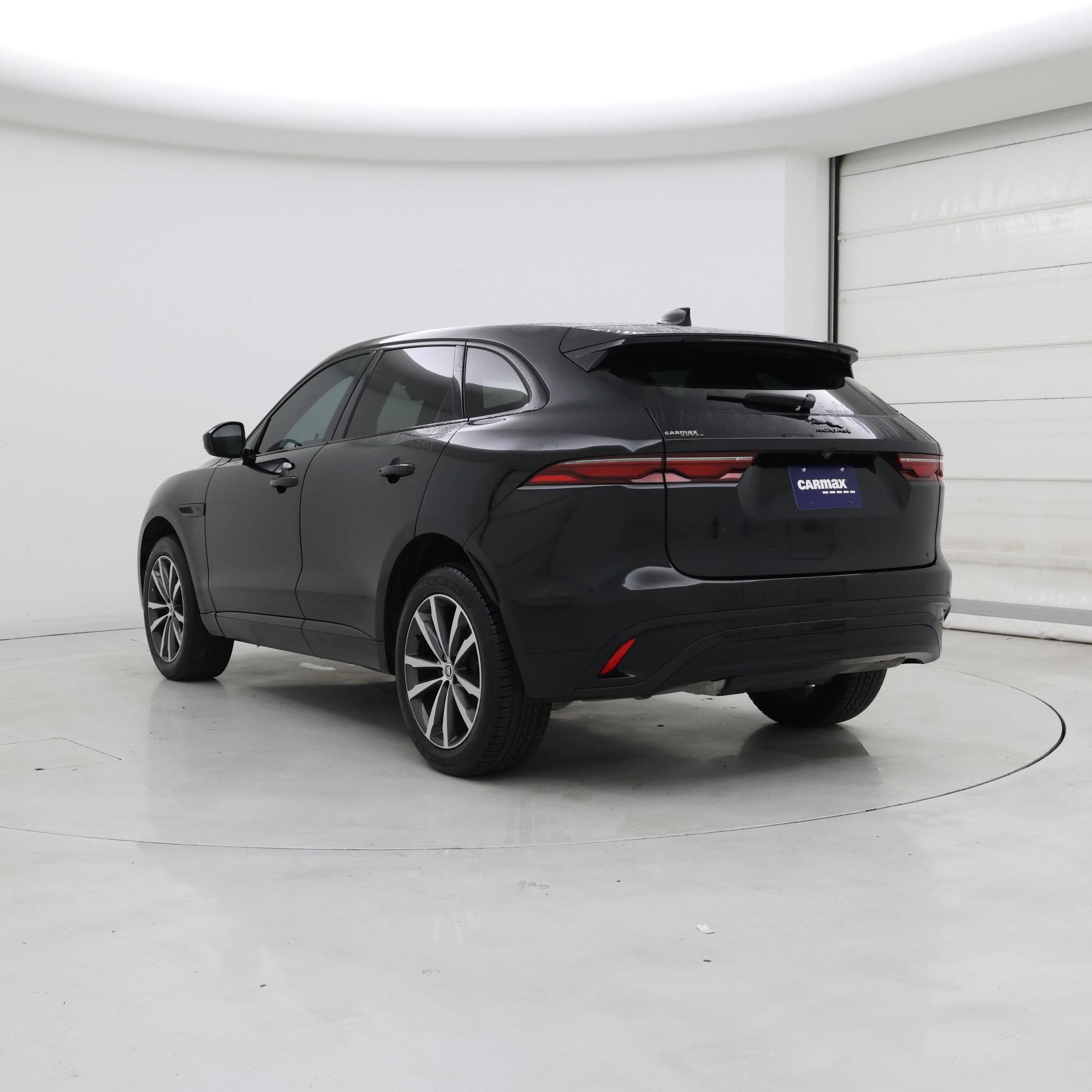 Thumbnail: 2024 Jaguar F-Pace - 2