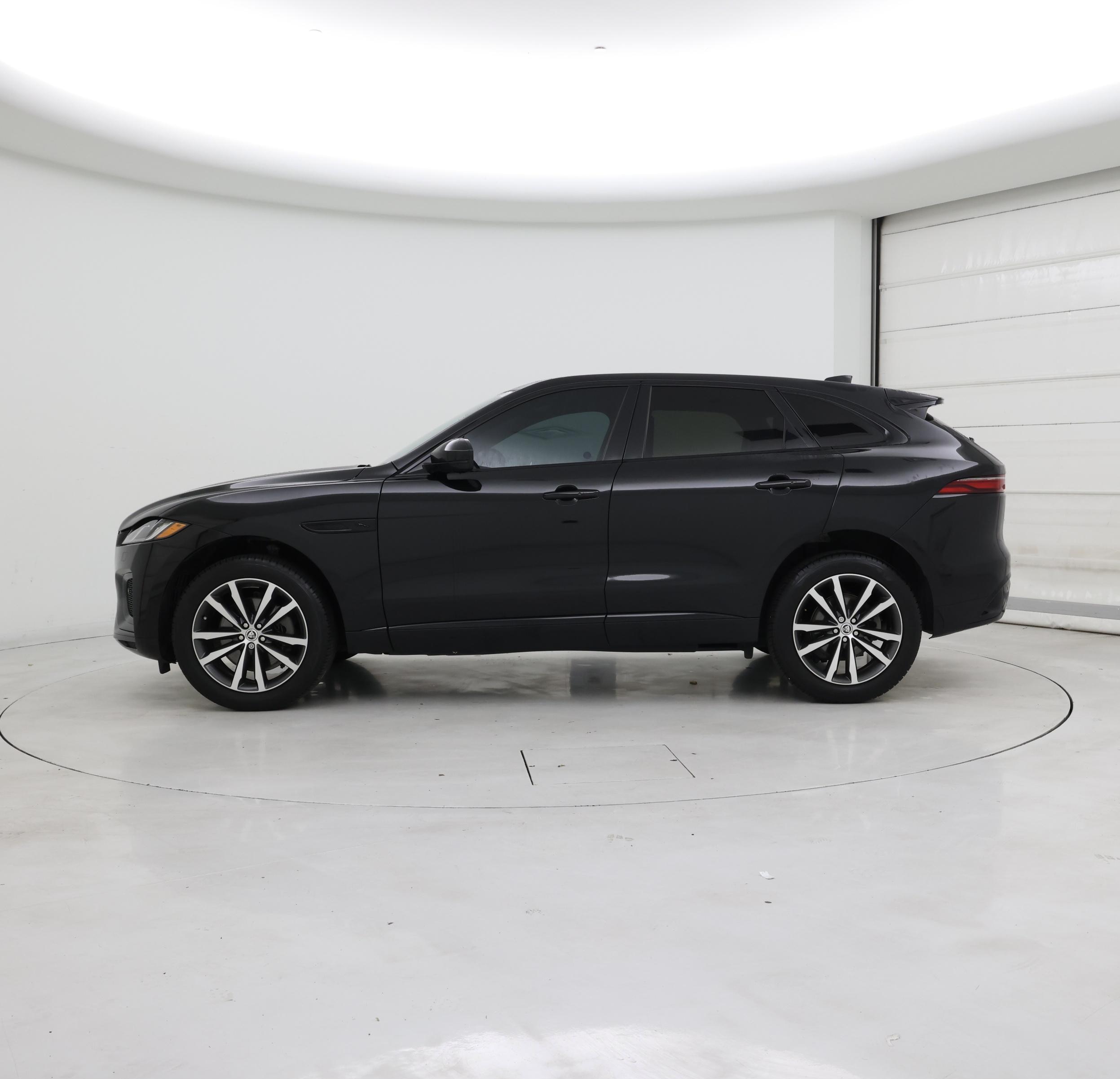 Thumbnail: 2024 Jaguar F-Pace - 3