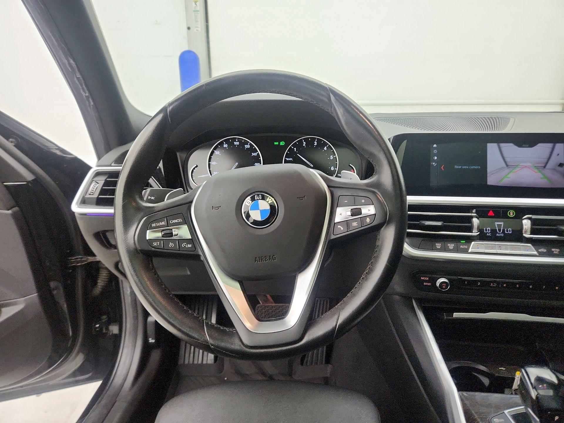 Thumbnail: 2020 BMW 3 Series - 10