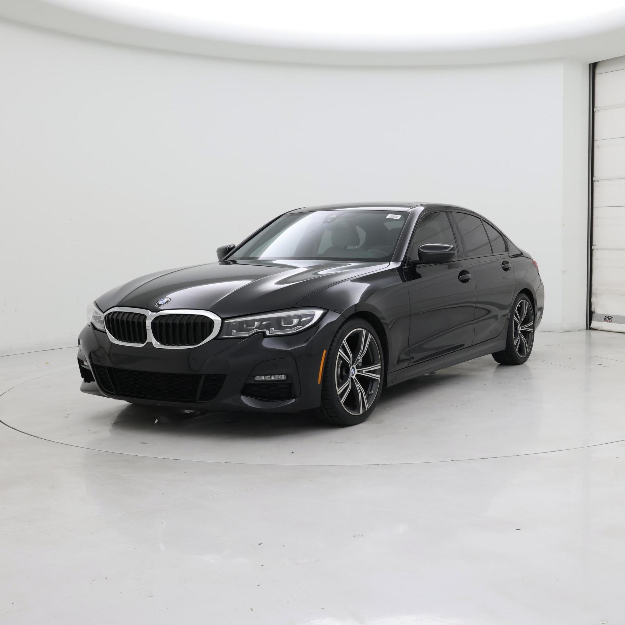 Thumbnail: 2022 BMW 3 Series - 4