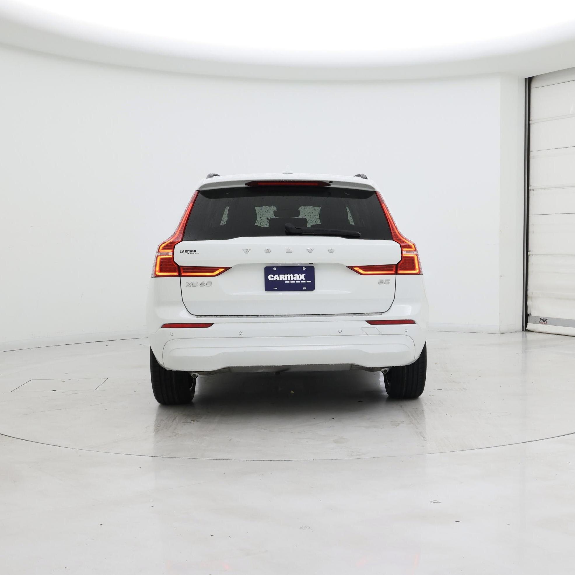 Thumbnail: 2022 Volvo XC60 - 6