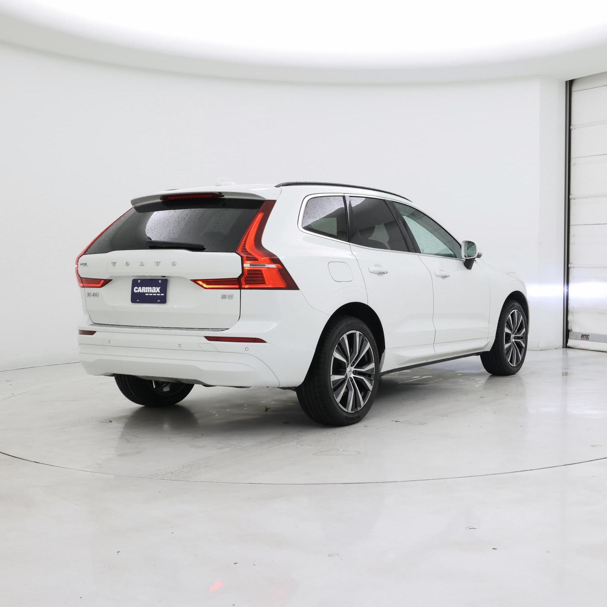 Thumbnail: 2022 Volvo XC60 - 8