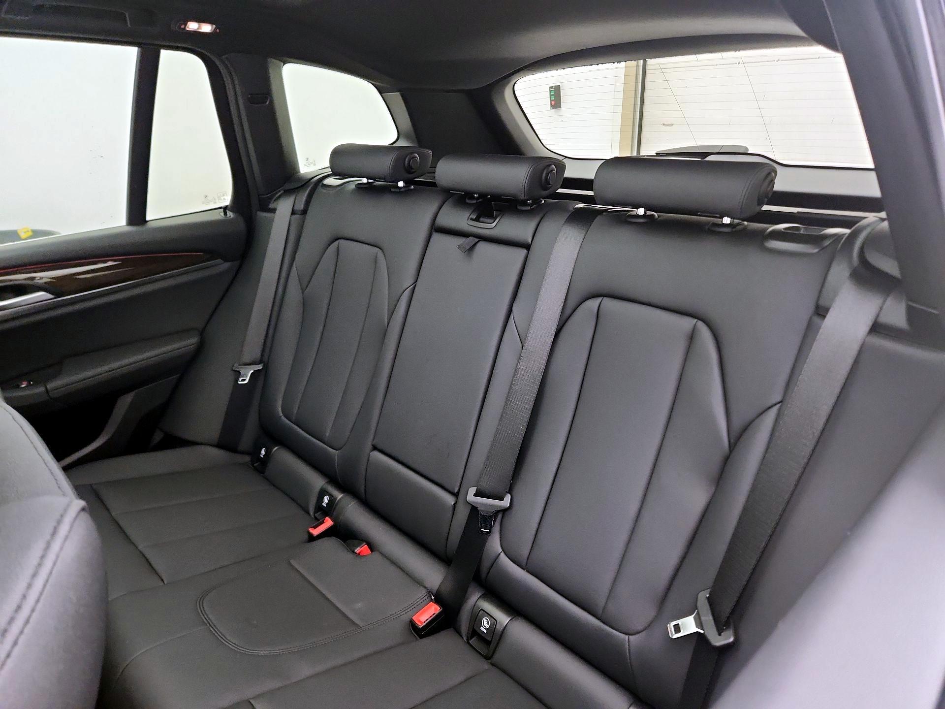 Thumbnail: 2021 BMW X3 - 19