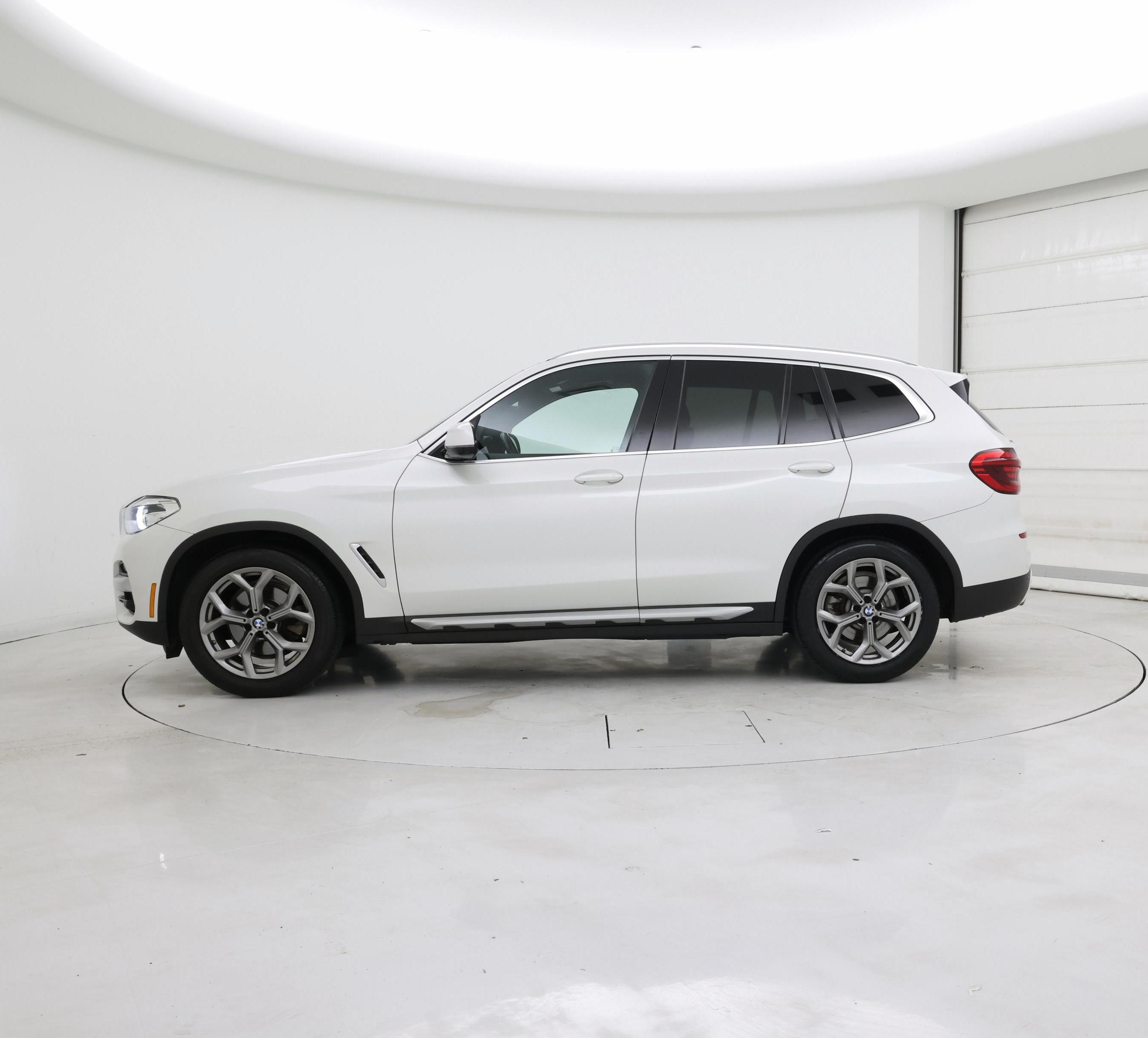 Thumbnail: 2021 BMW X3 - 3