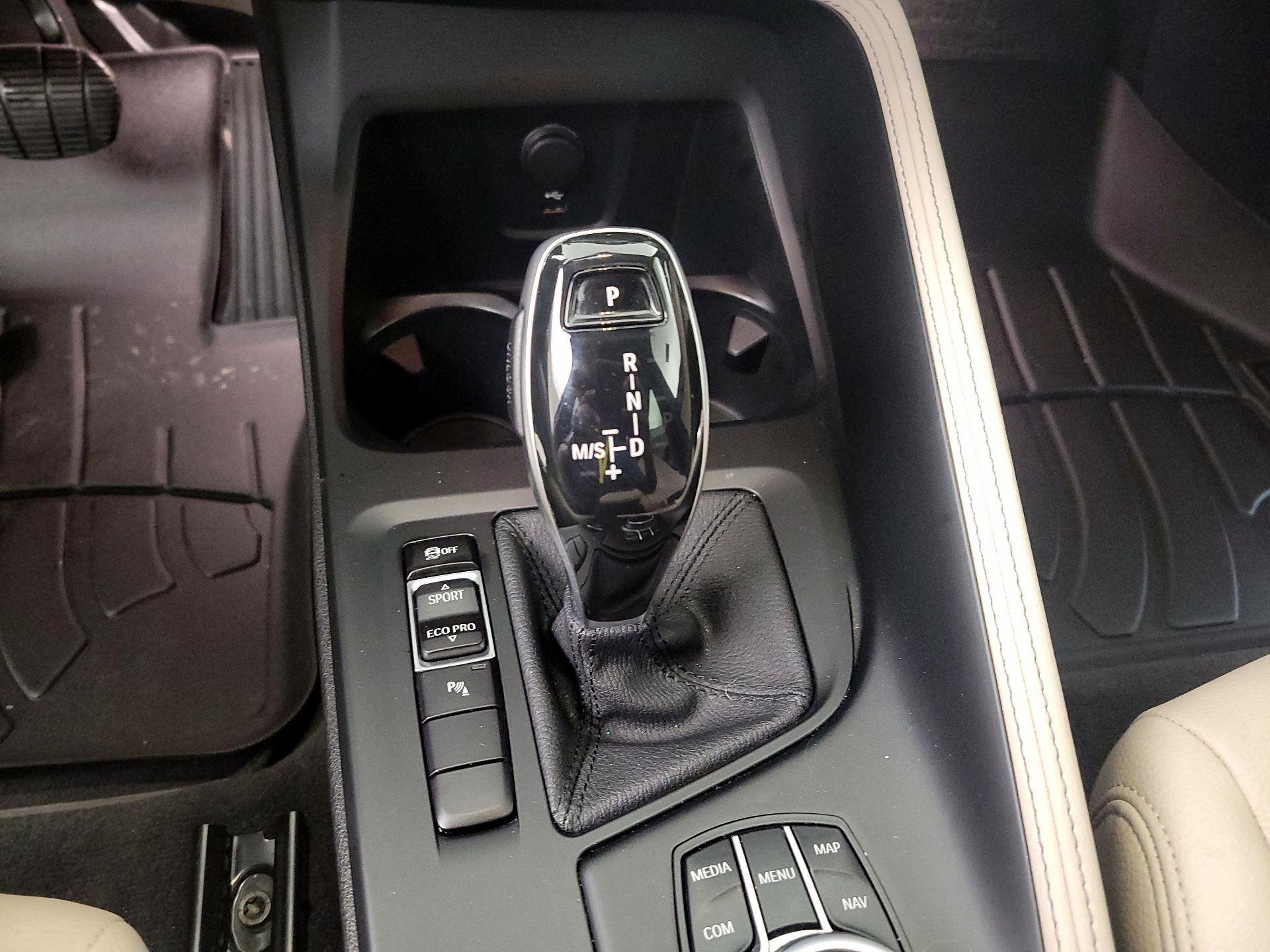 Thumbnail: 2021 BMW X1 - 18