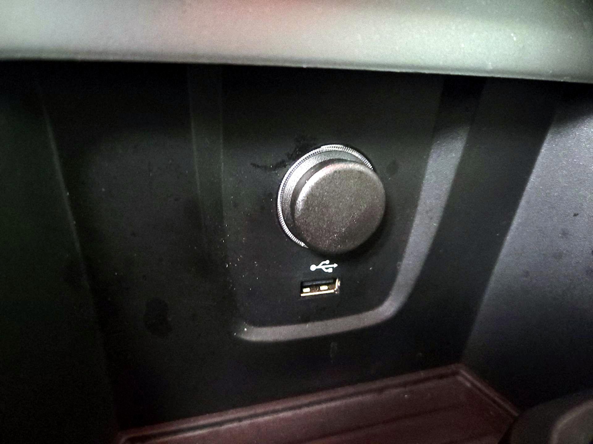 Thumbnail: 2021 BMW X1 - 19