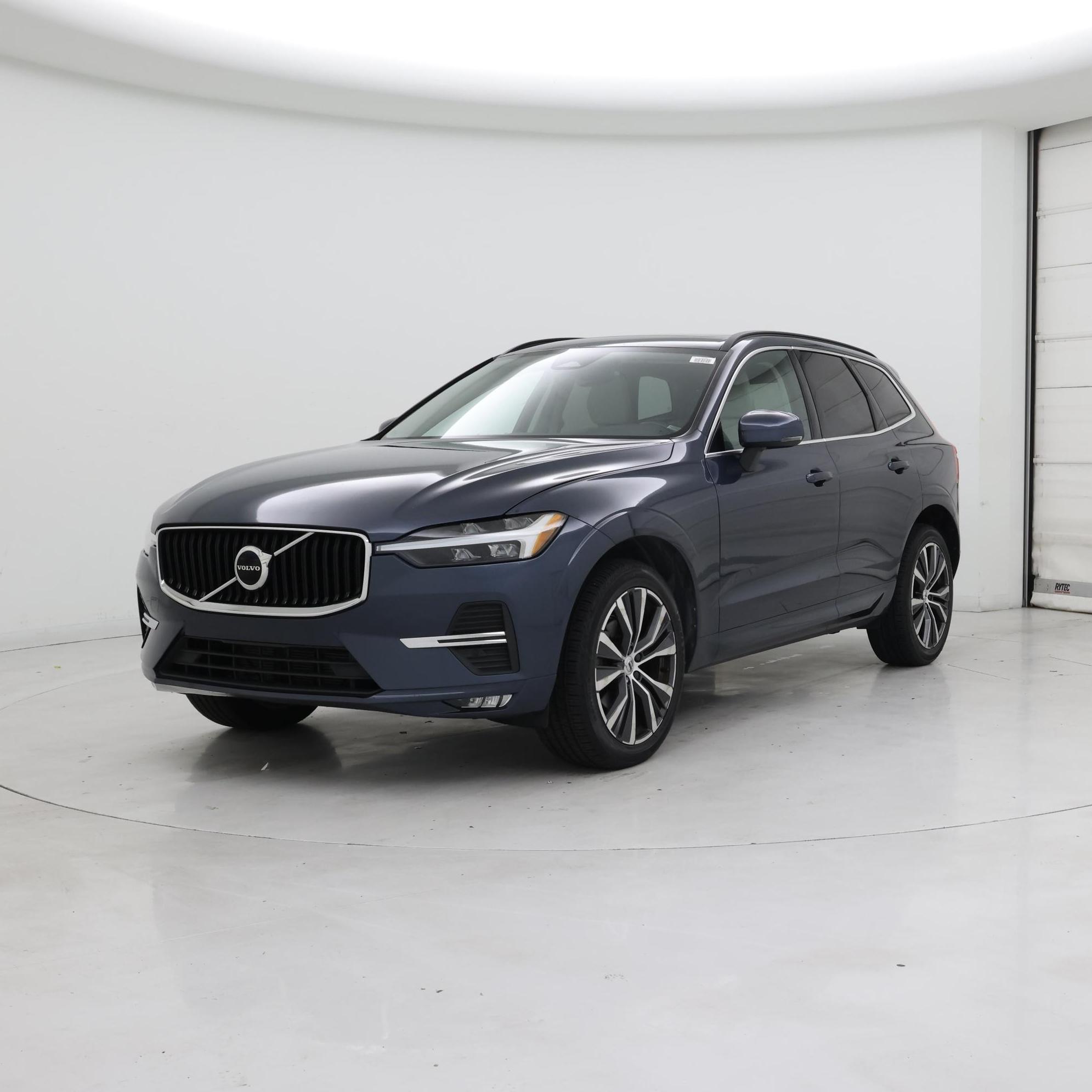 Thumbnail: 2022 Volvo XC60 - 4