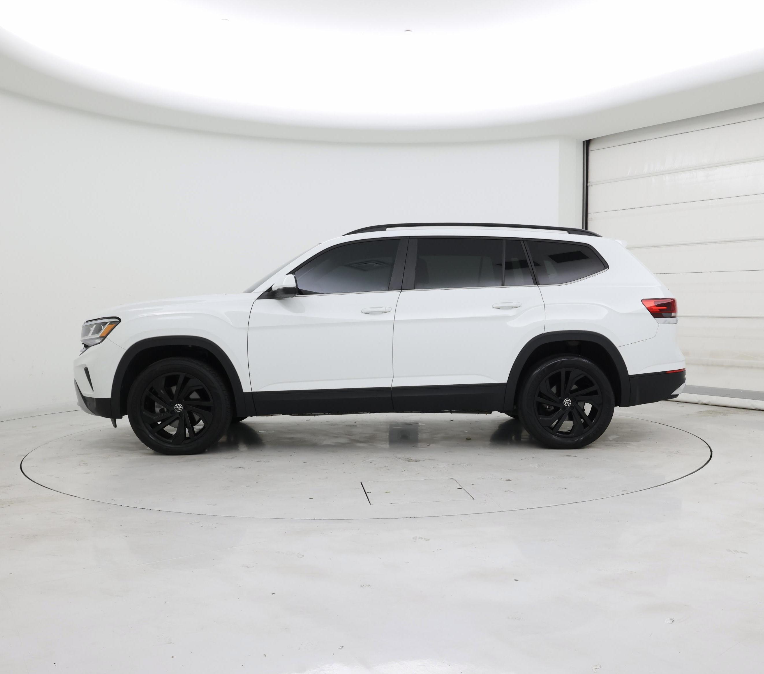 Thumbnail: 2022 Volkswagen Atlas - 3