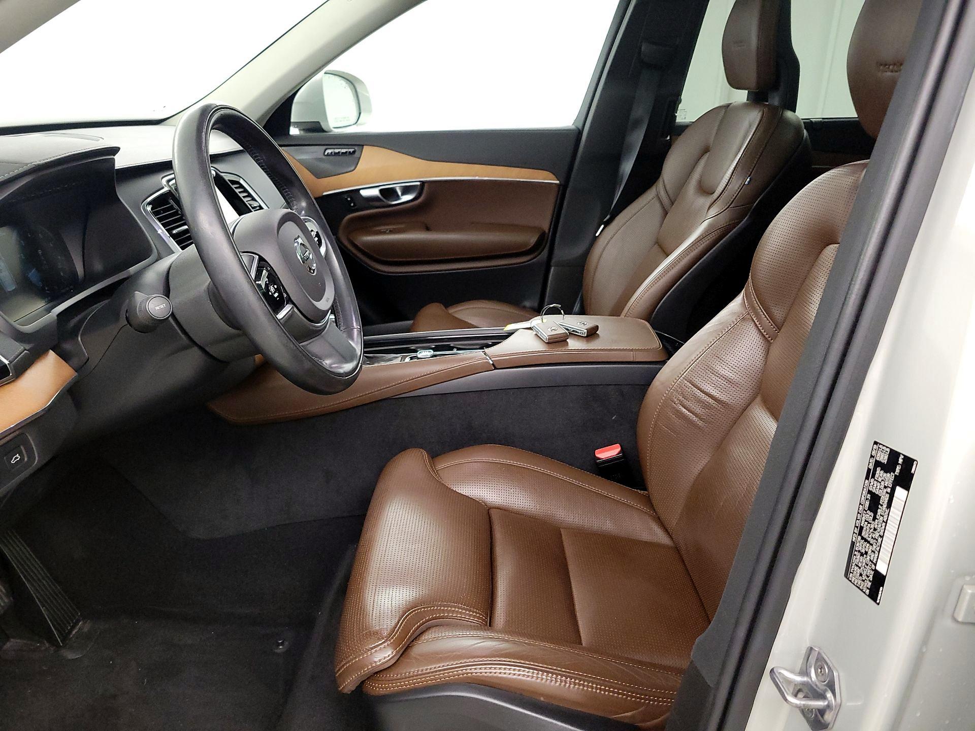 Thumbnail: 2020 Volvo XC90 - 11