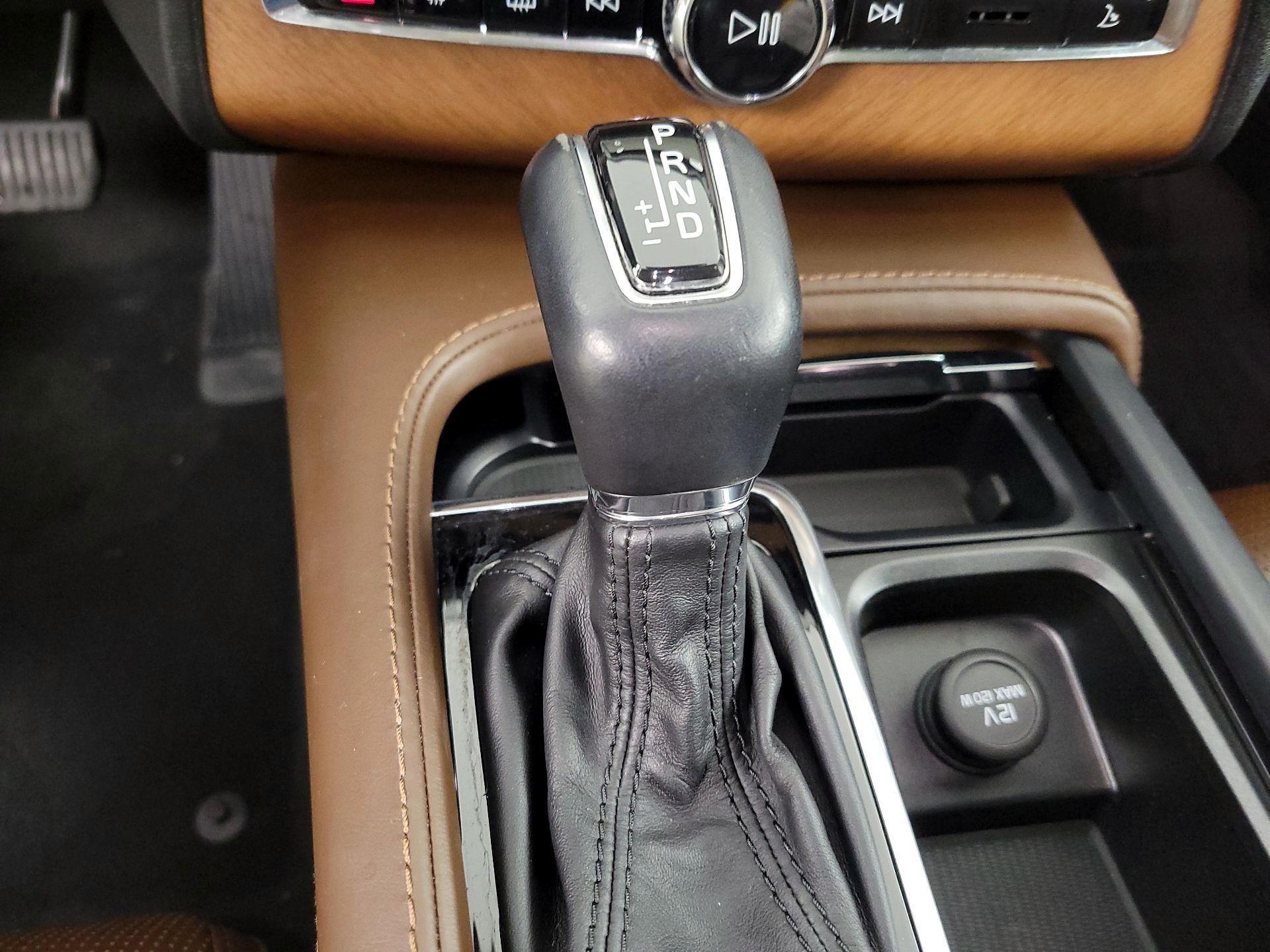 Thumbnail: 2020 Volvo XC90 - 18