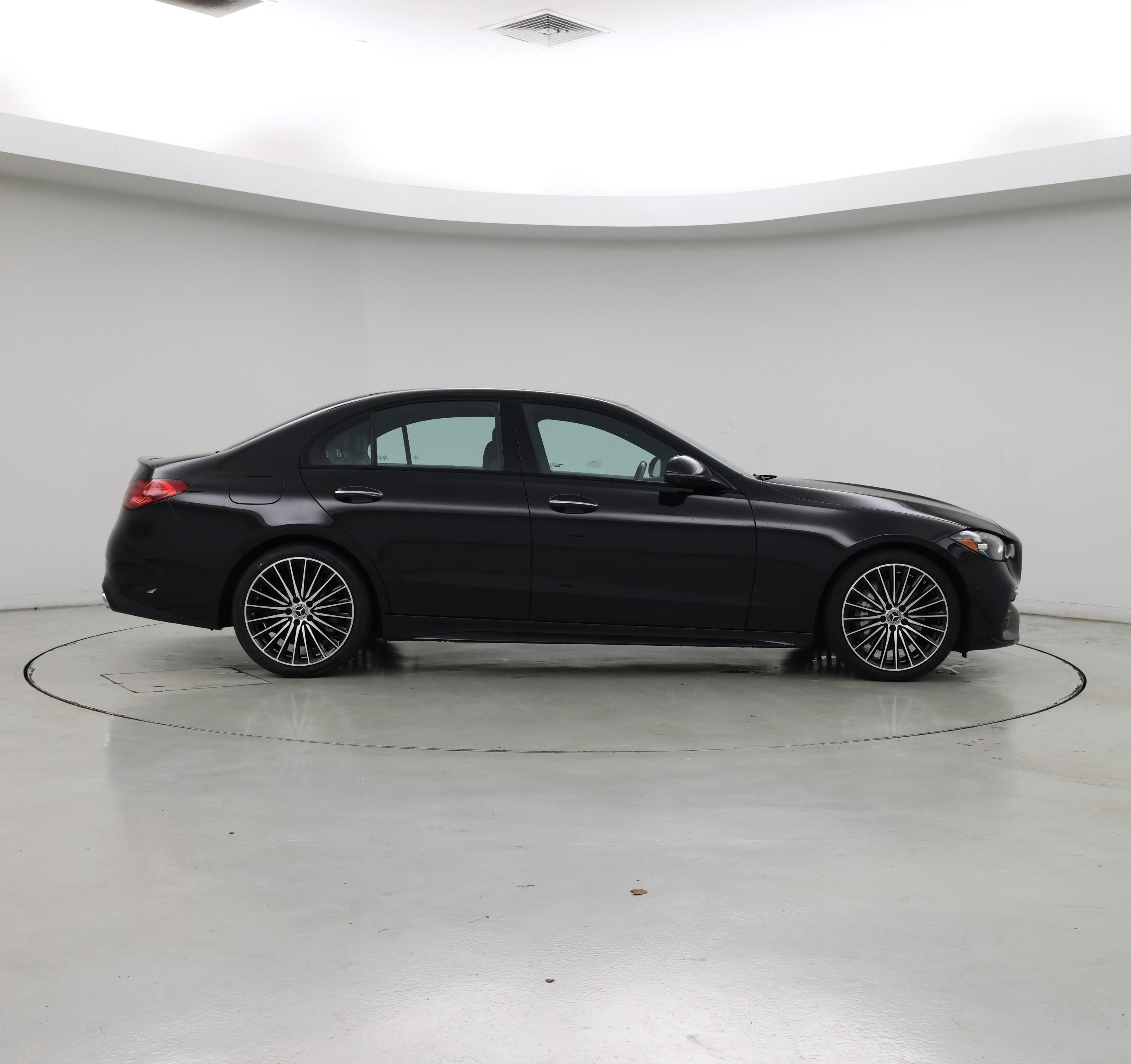 Thumbnail: 2024 Mercedes-Benz C-Class - 3