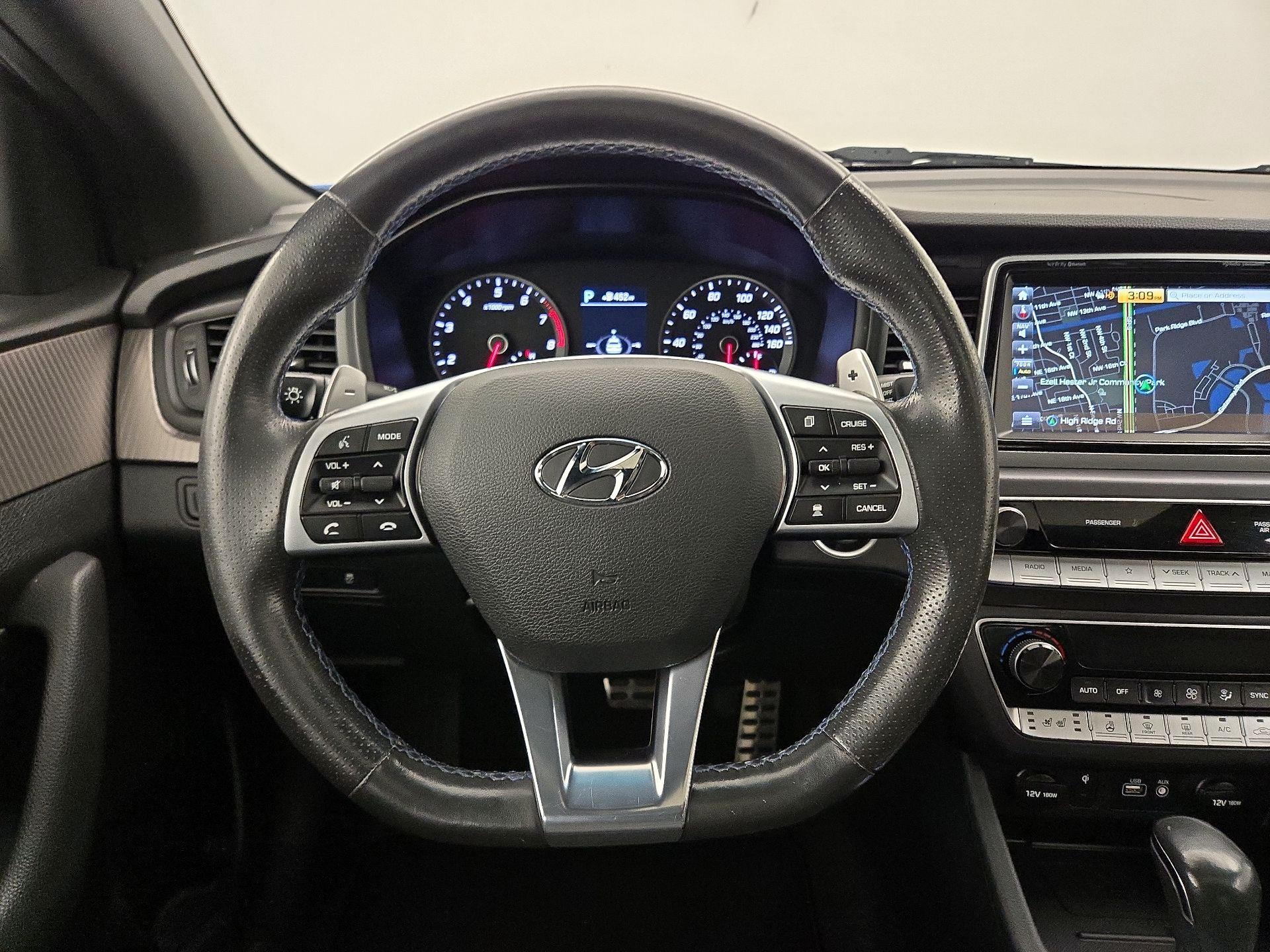 Thumbnail: 2018 Hyundai Sonata - 10