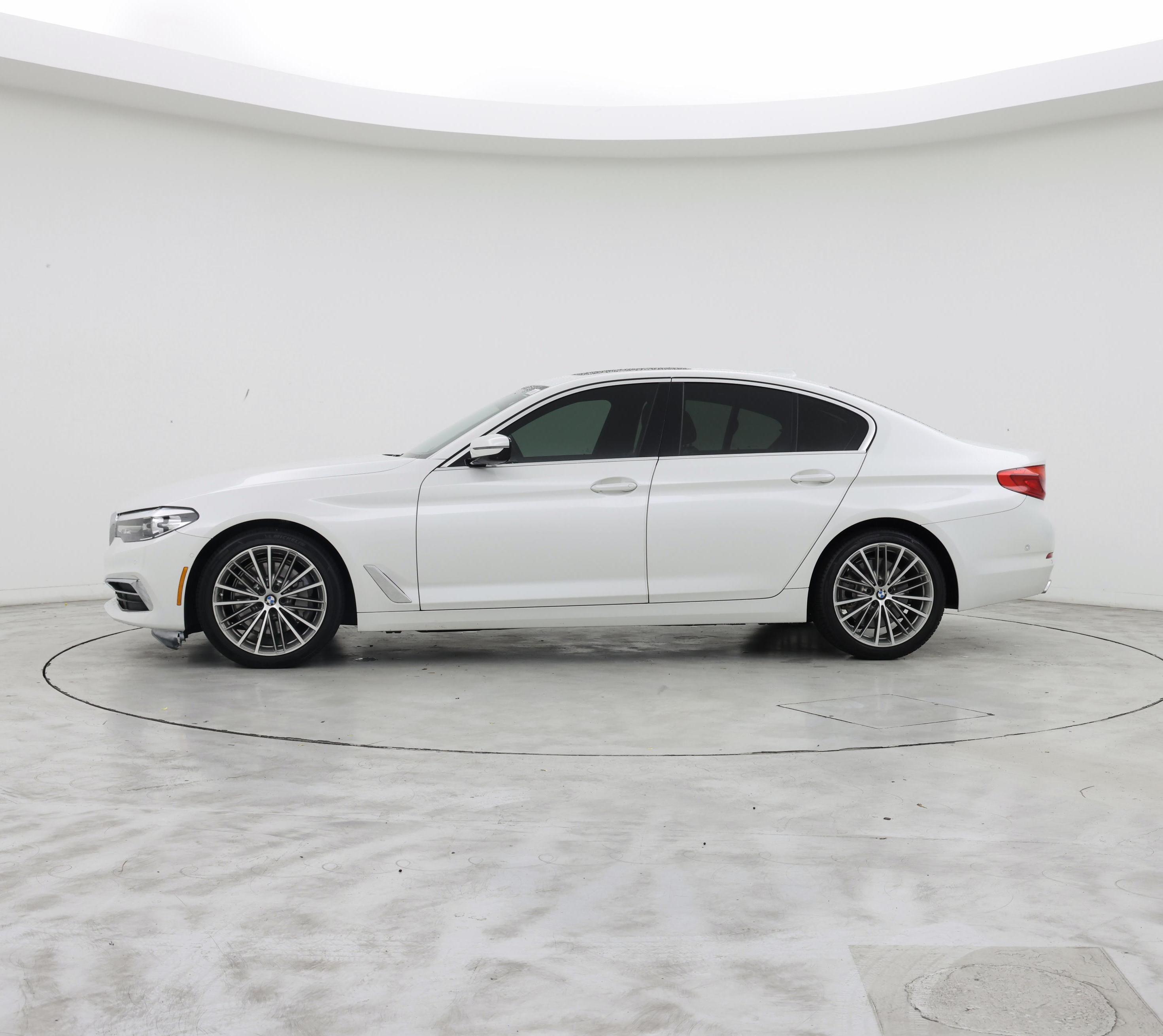 Thumbnail: 2019 BMW 5 Series - 3