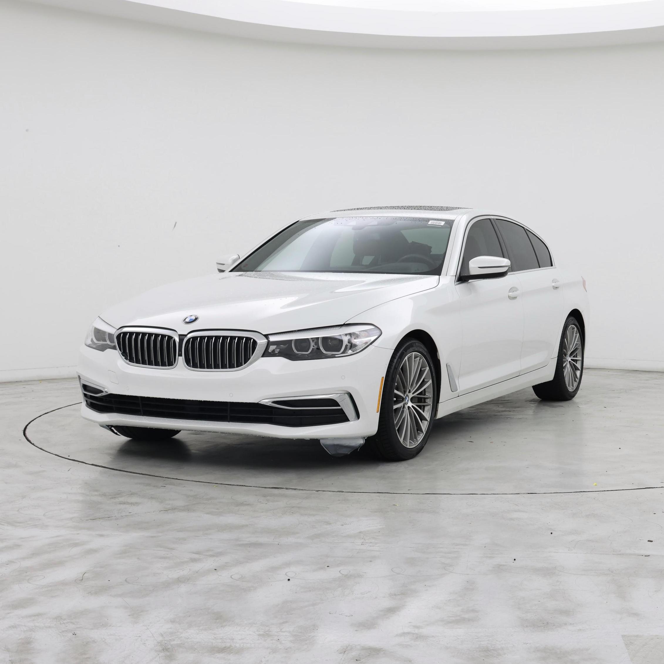 Thumbnail: 2019 BMW 5 Series - 4