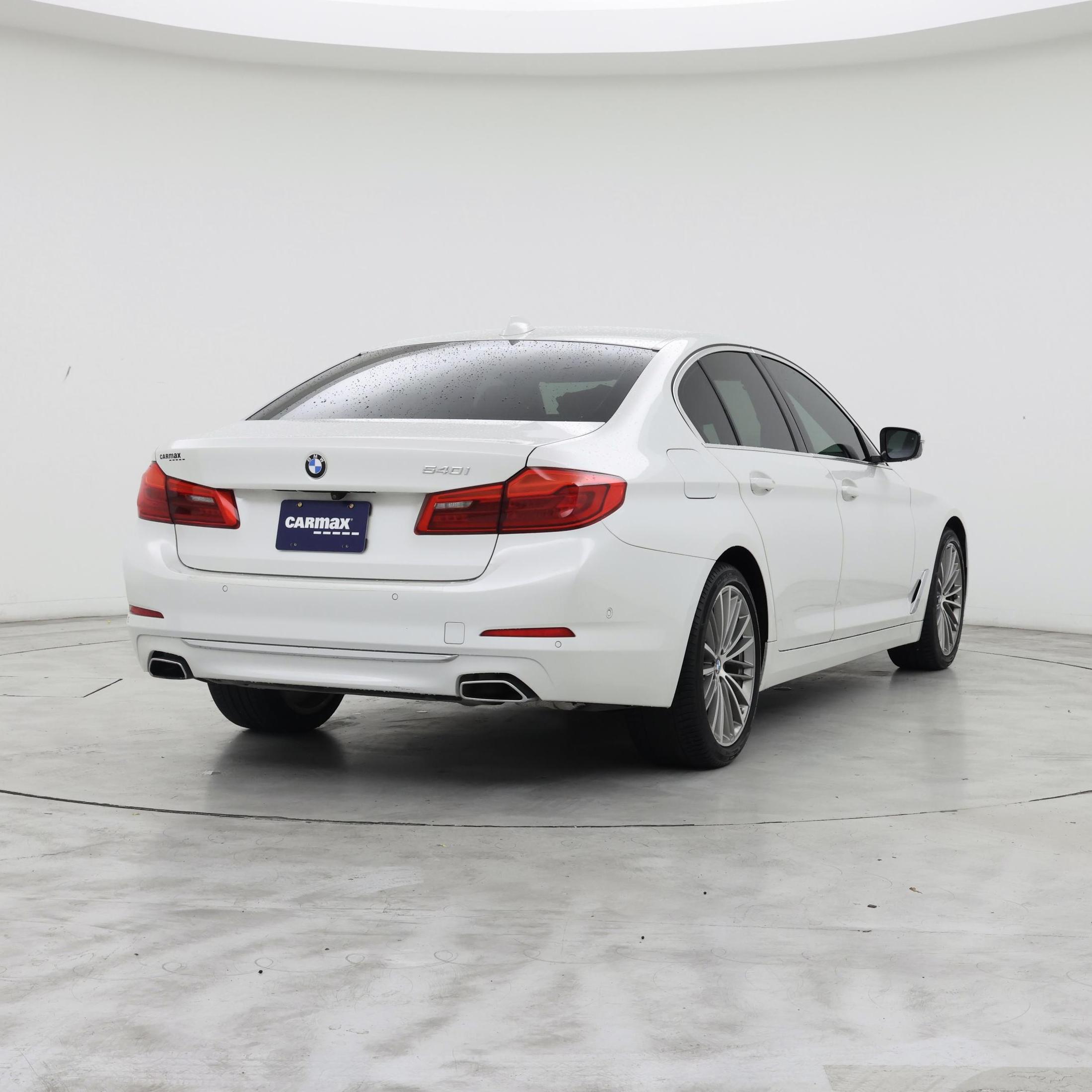 Thumbnail: 2019 BMW 5 Series - 8