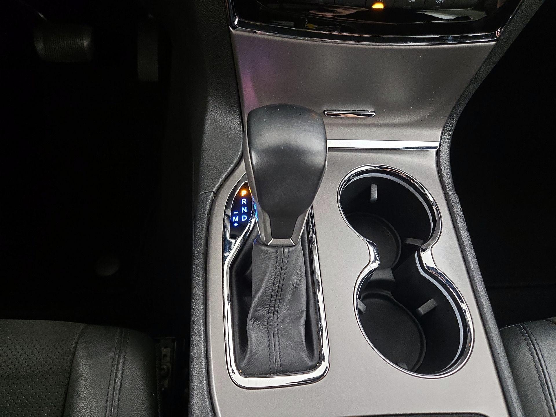 Thumbnail: 2019 Jeep Grand Cherokee - 16